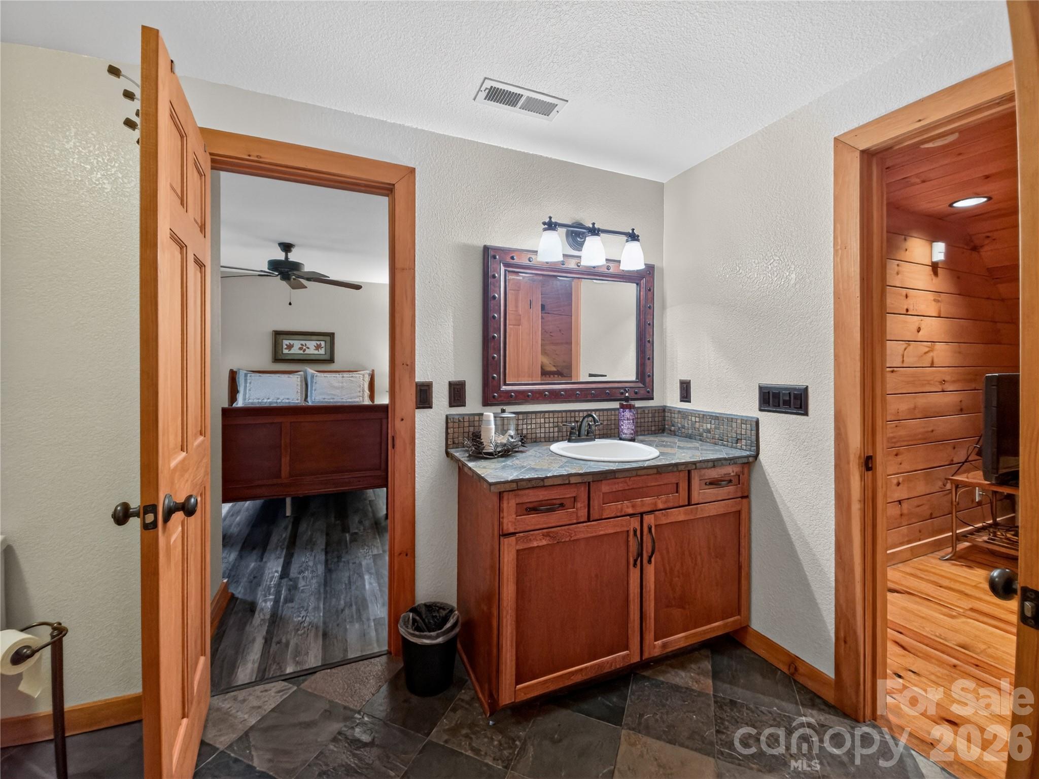 371 Hickory Loop Road — Rutherfordton