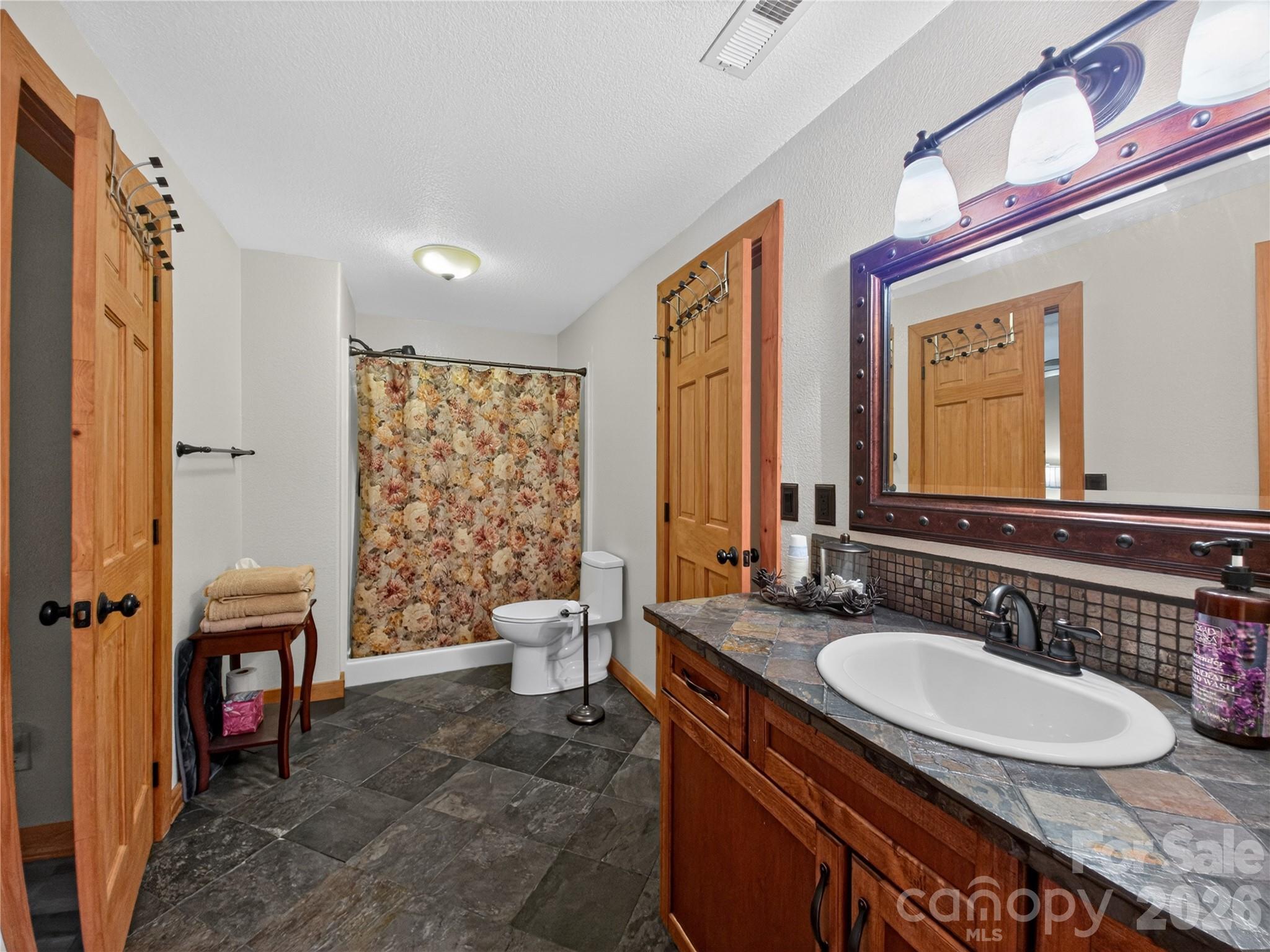 371 Hickory Loop Road — Rutherfordton