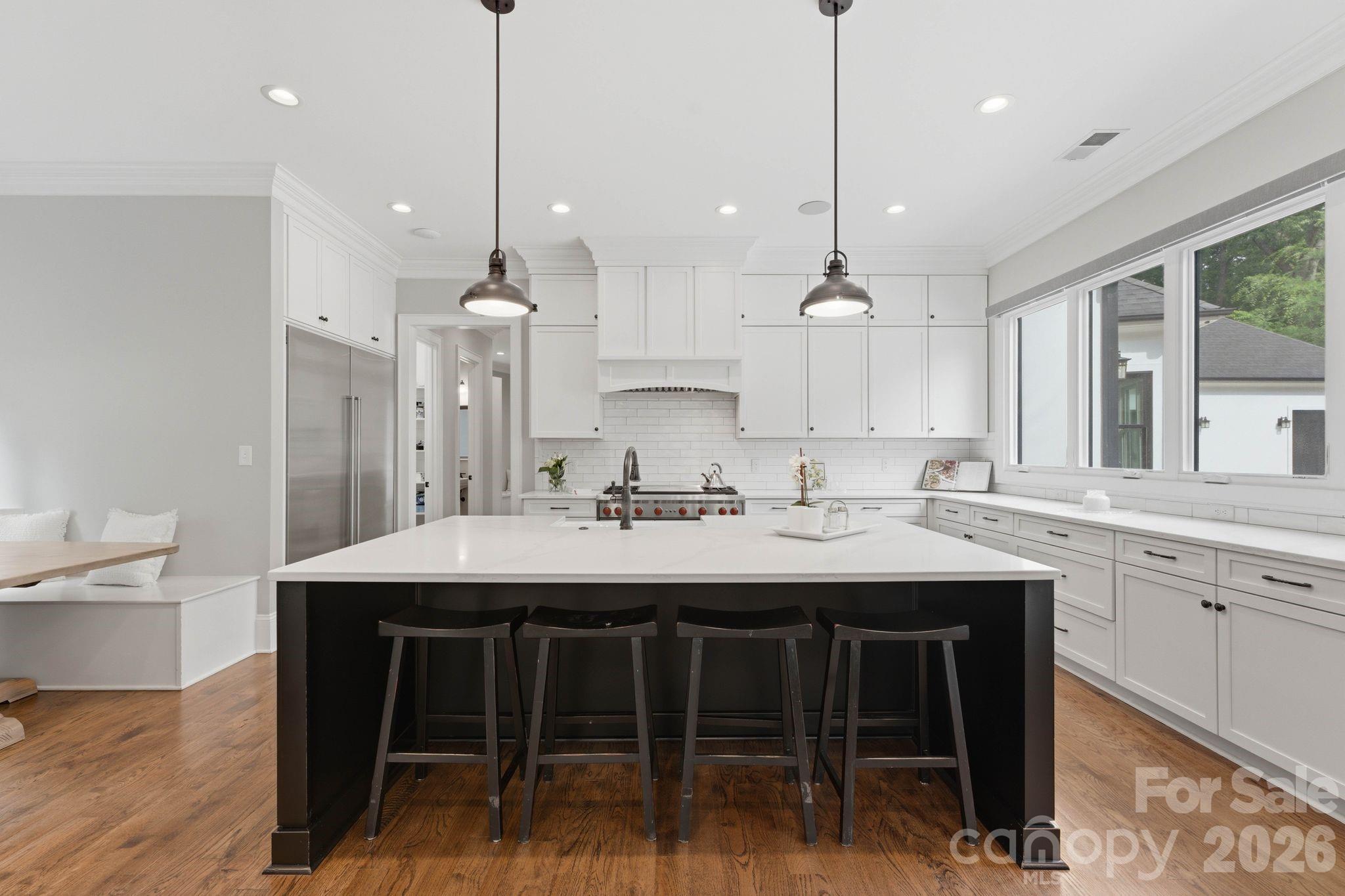 400 Glen Oaks Road — Charlotte