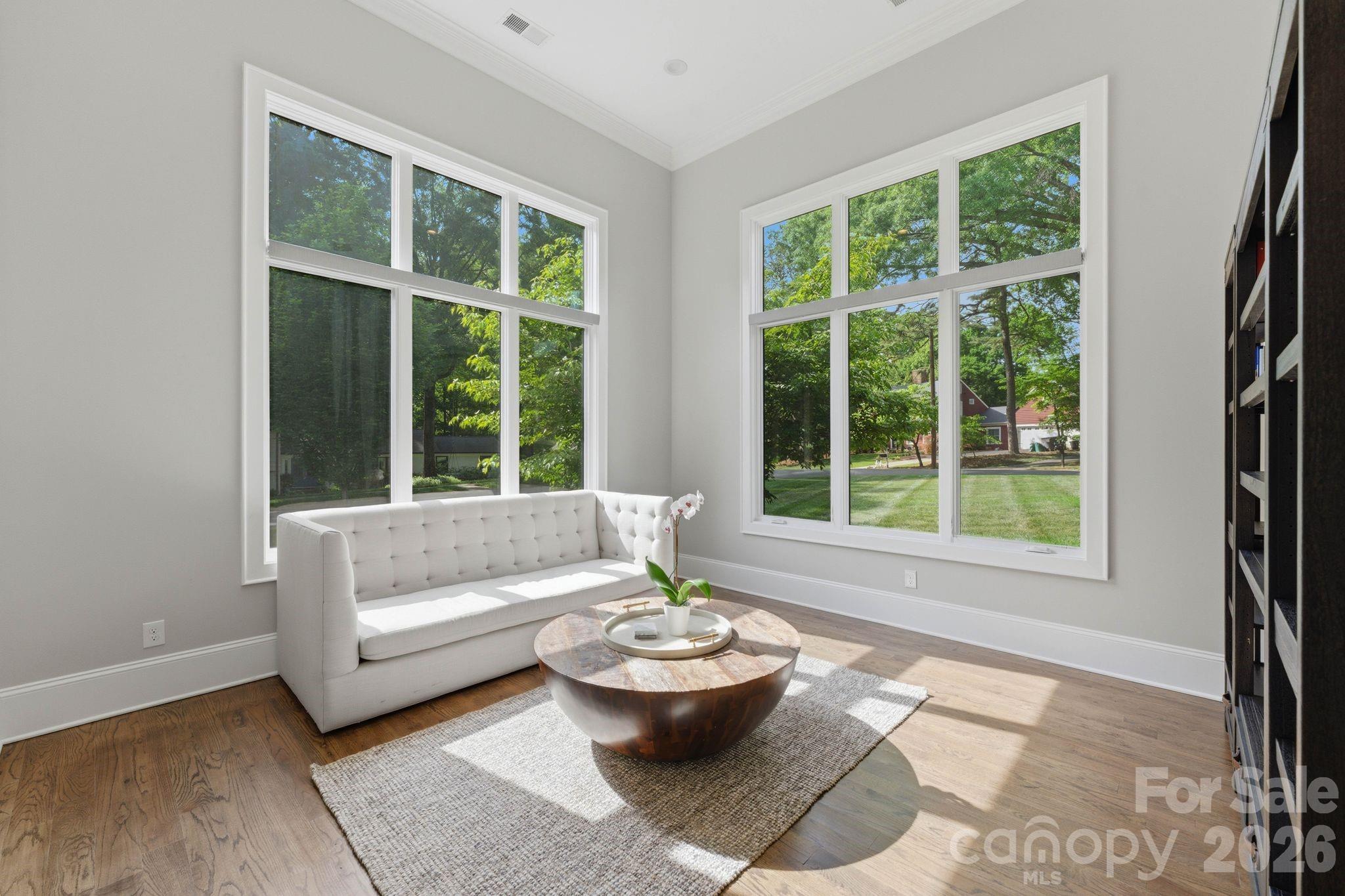 400 Glen Oaks Road — Charlotte