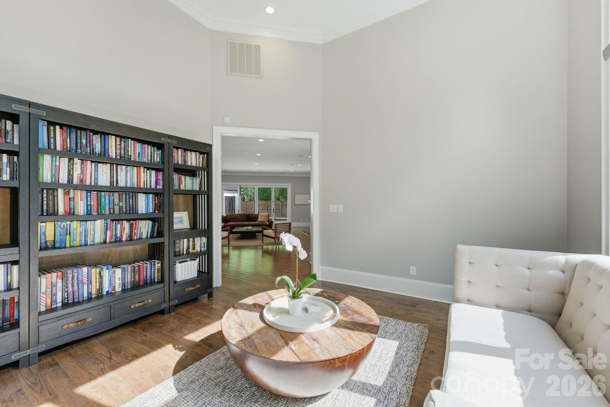 400 Glen Oaks Road — Charlotte