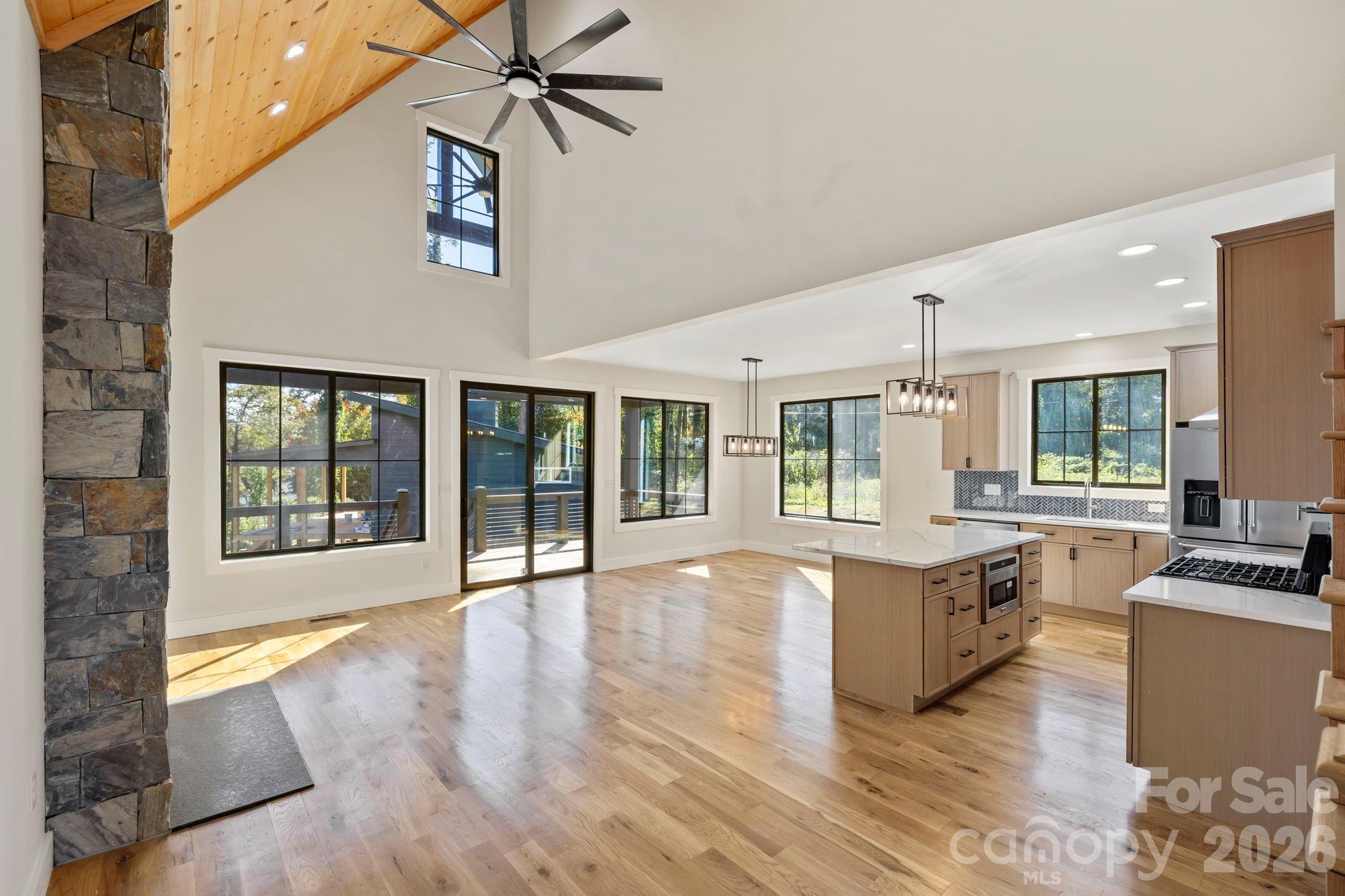 154 Osceola Road — Hendersonville