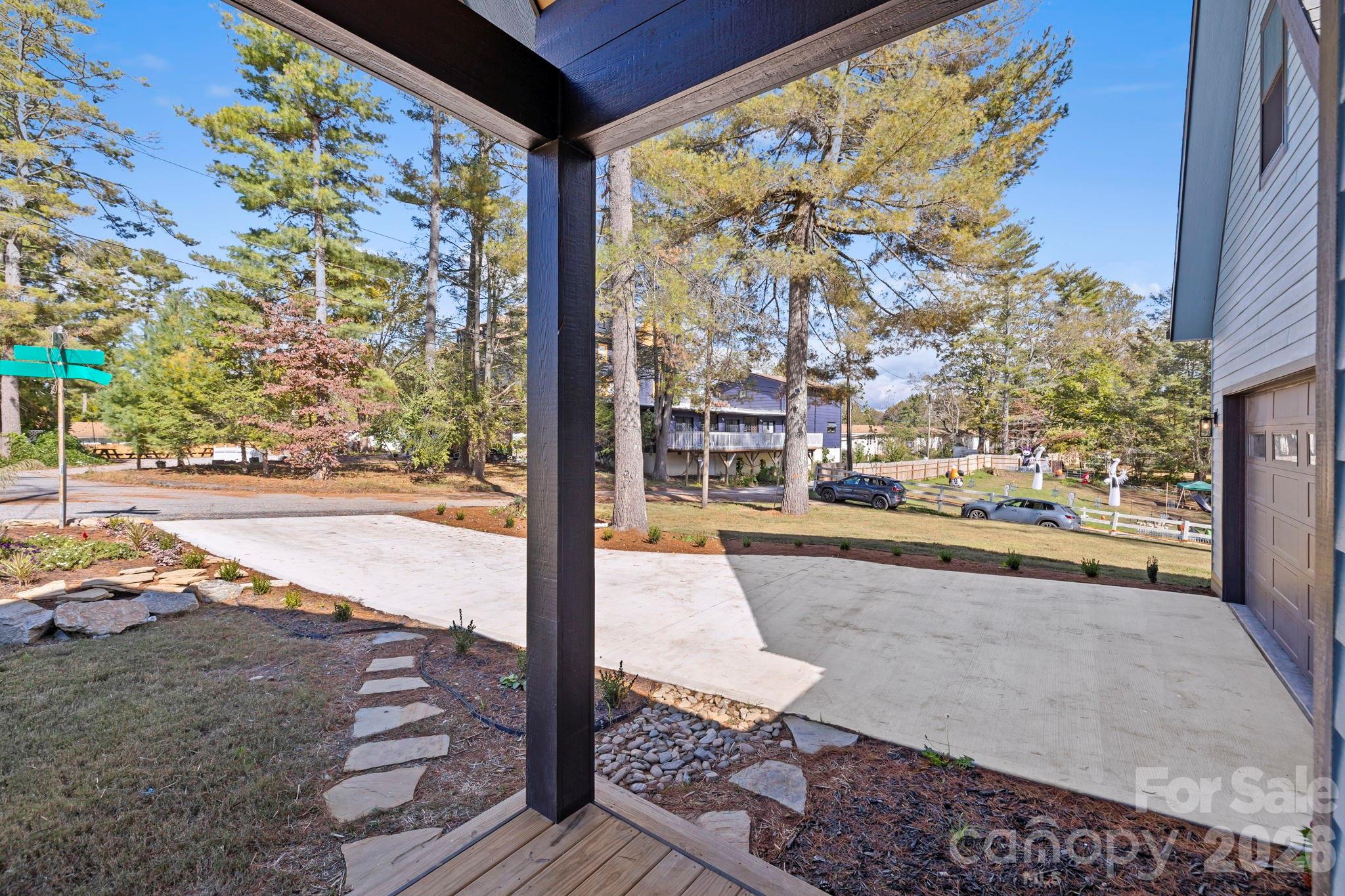 154 Osceola Road — Hendersonville