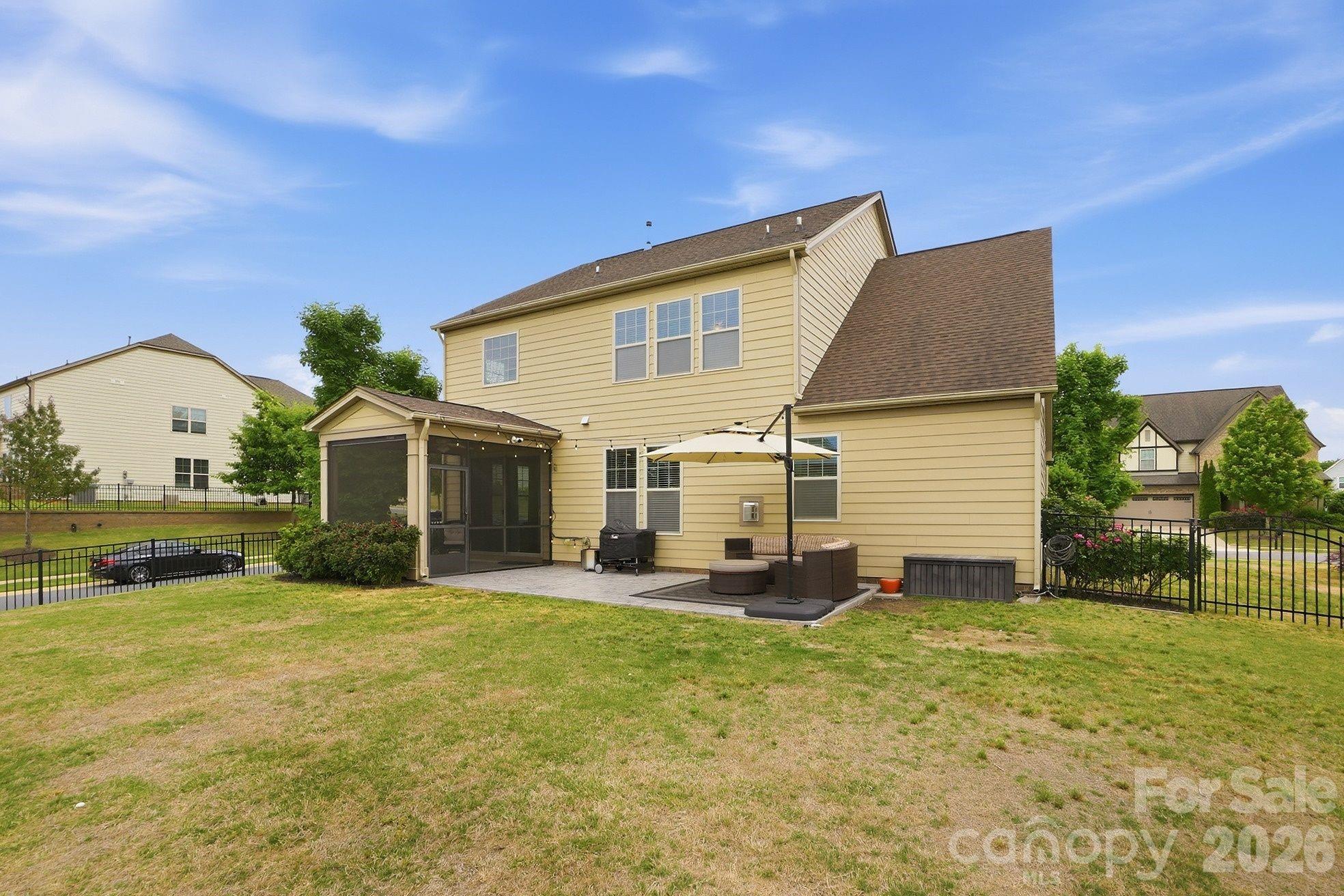 17504 Austins Creek Drive — Charlotte