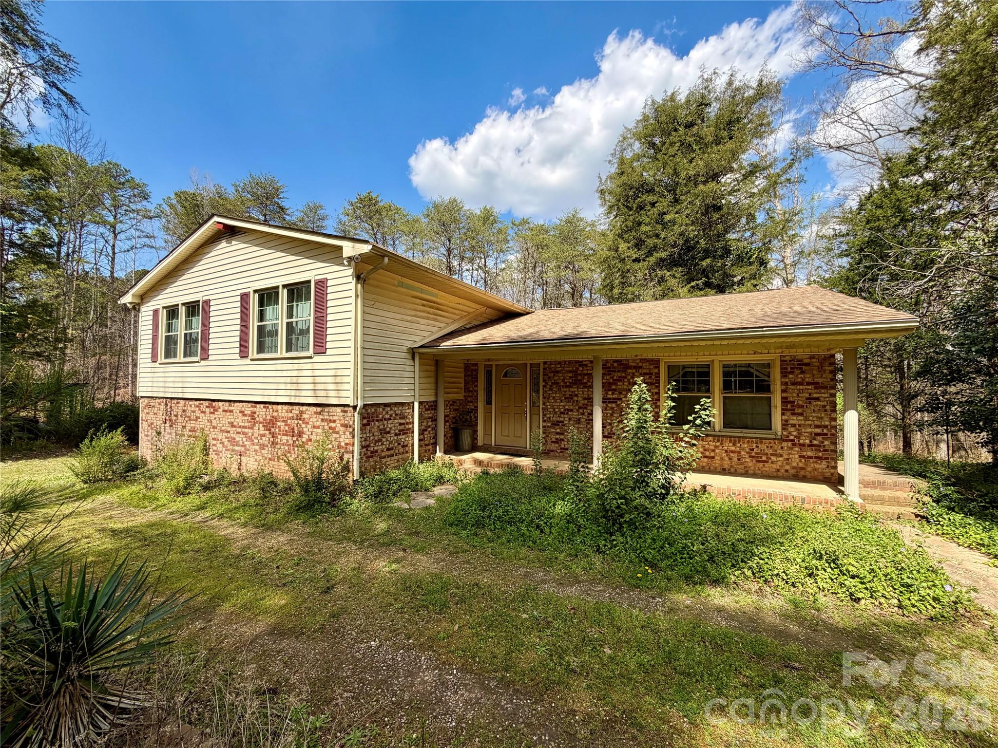 2925 Sparrow Springs Road — Gastonia