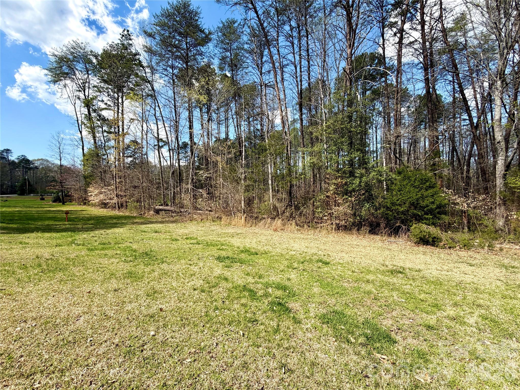 2925 Sparrow Springs Road — Gastonia