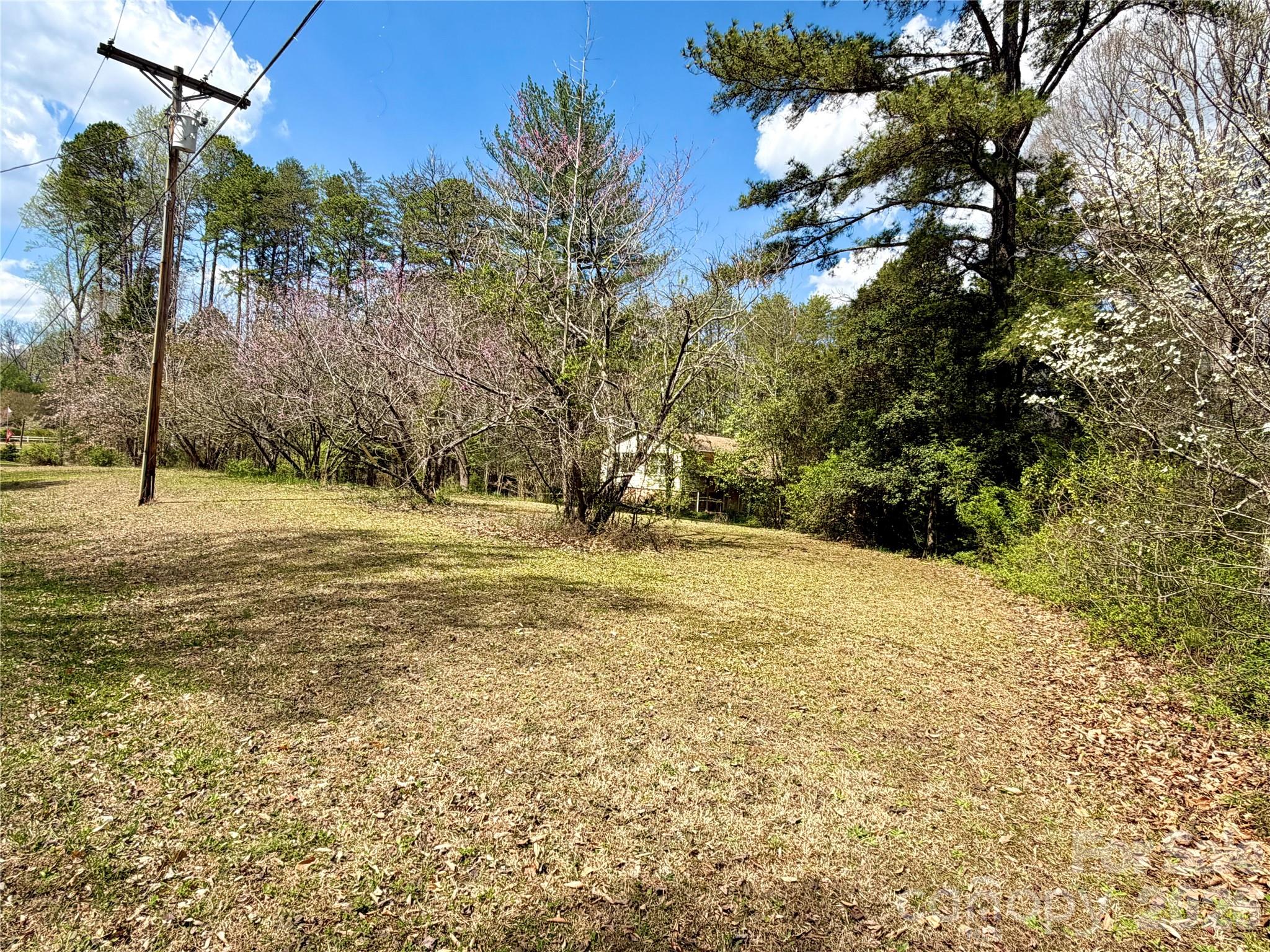2925 Sparrow Springs Road — Gastonia