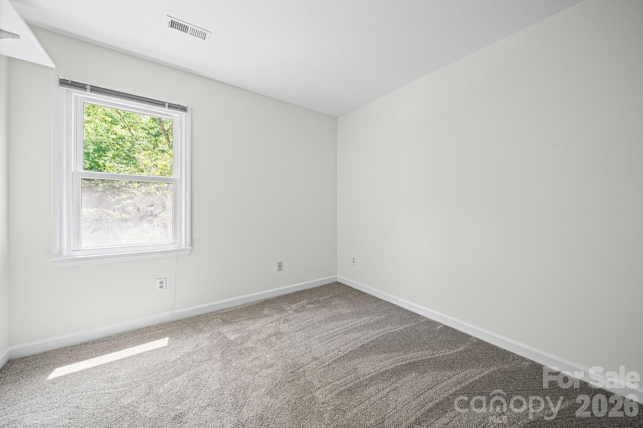 6520 Dougherty Drive — Charlotte