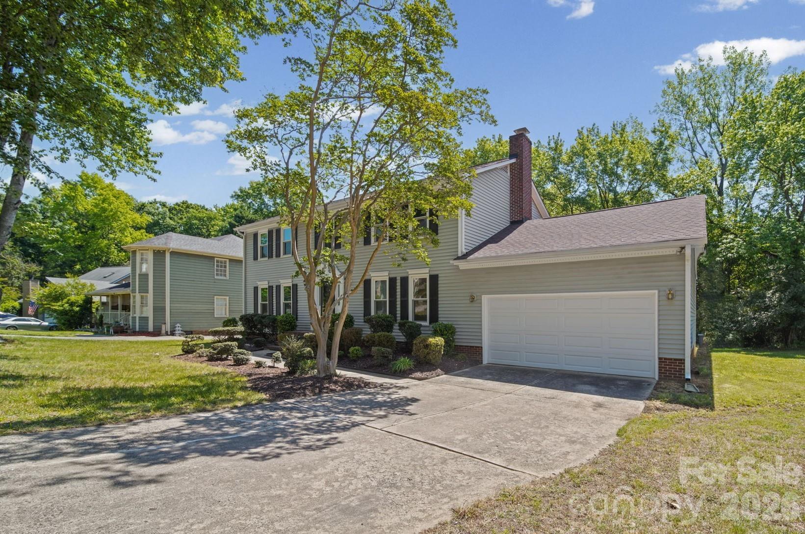 6520 Dougherty Drive — Charlotte