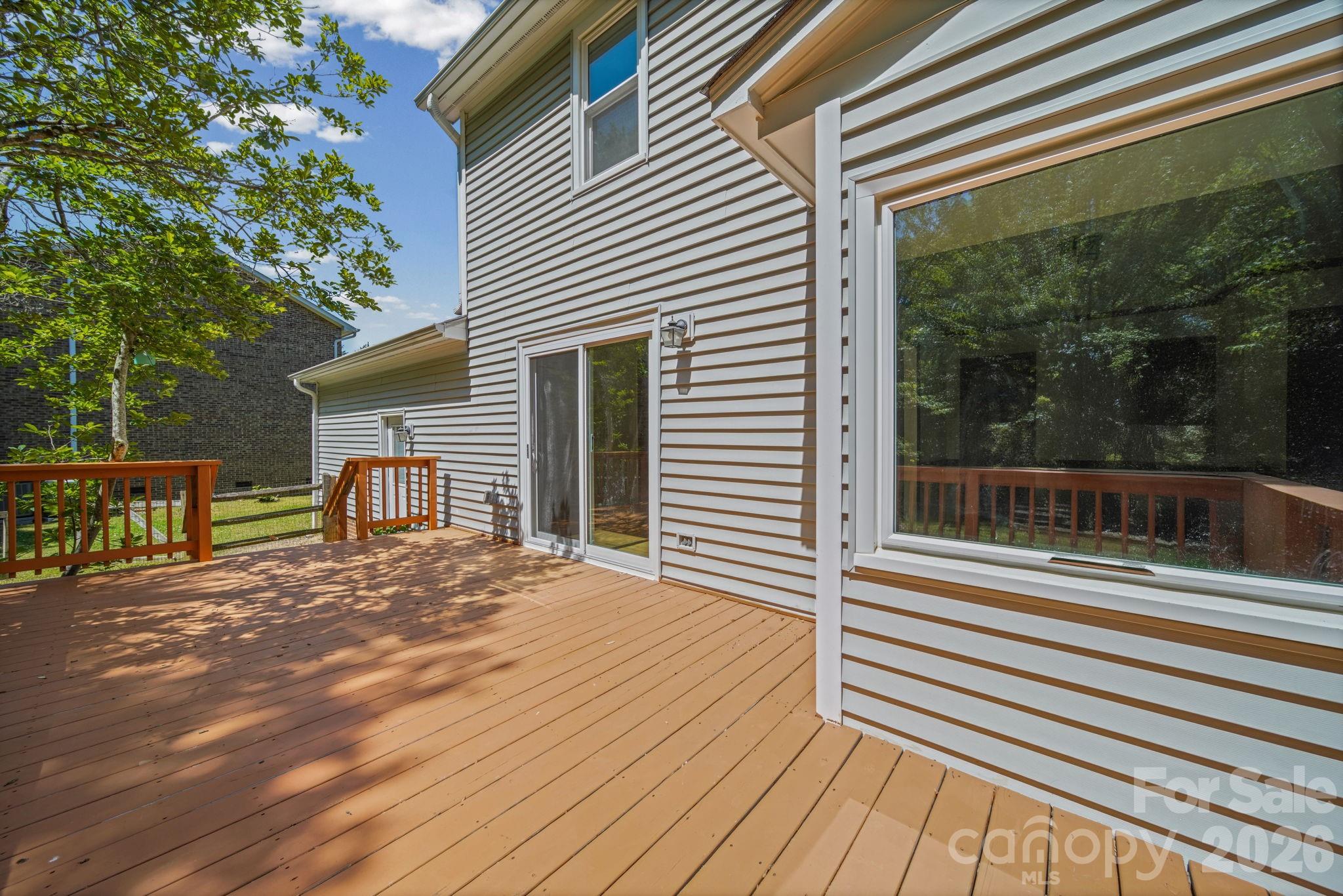6520 Dougherty Drive — Charlotte