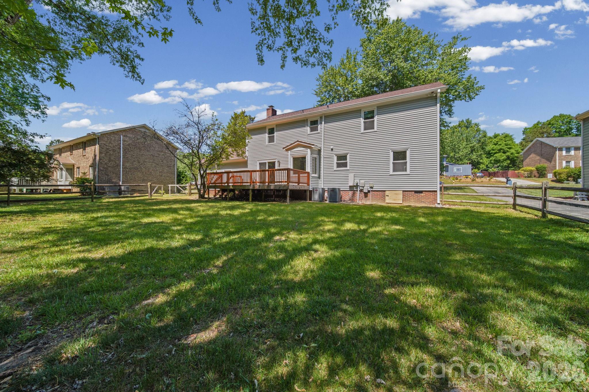 6520 Dougherty Drive — Charlotte