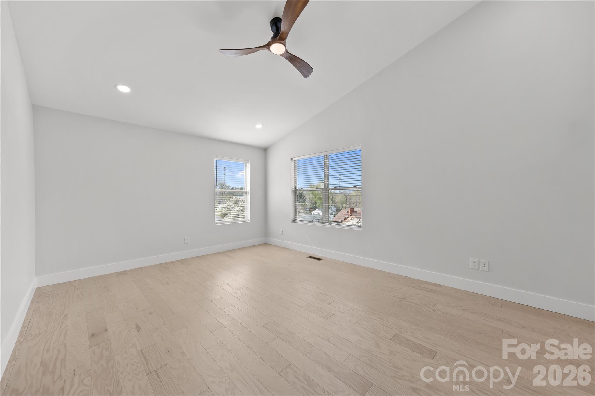 89 Oakley Road — Asheville