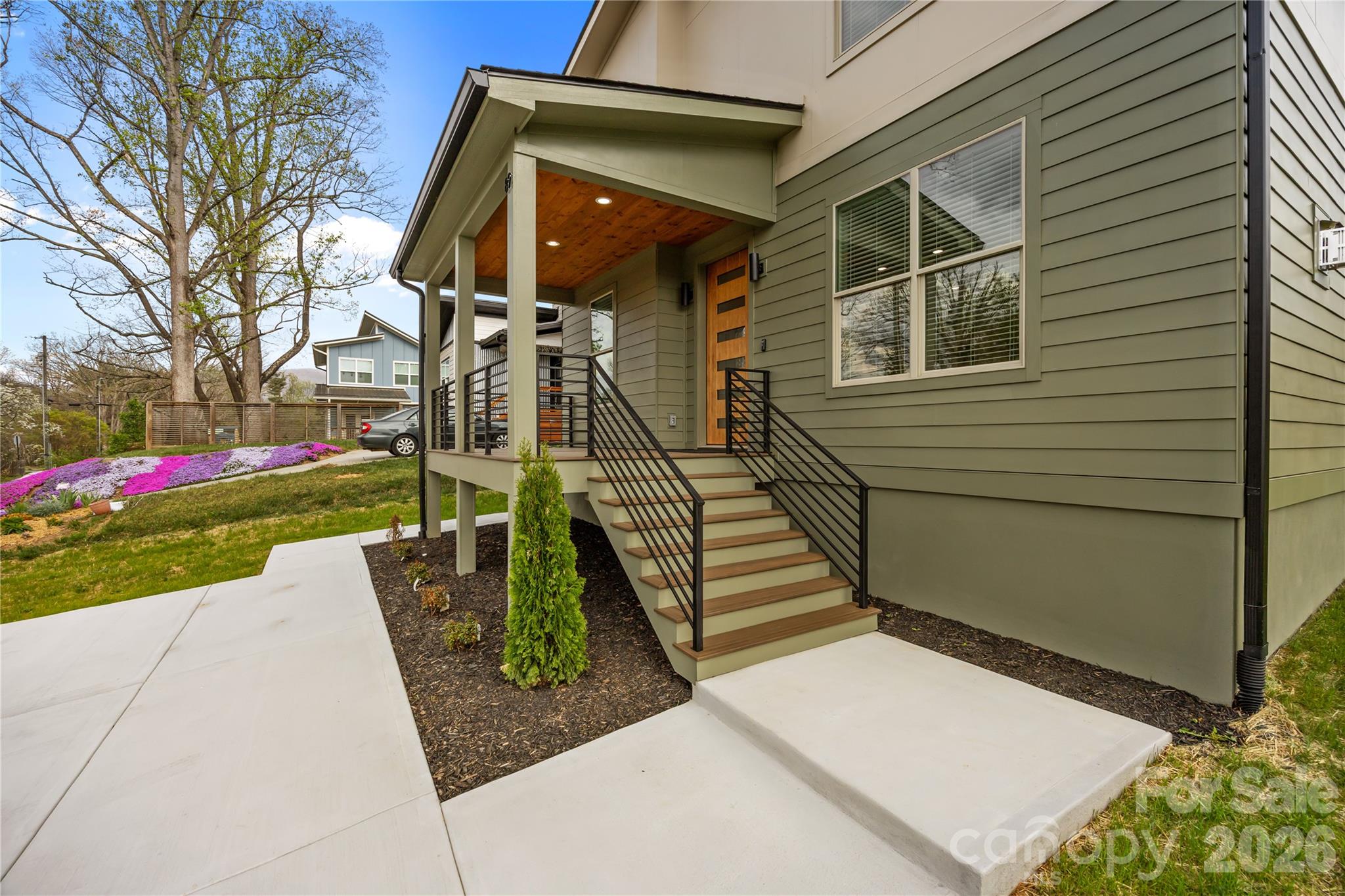 89 Oakley Road — Asheville