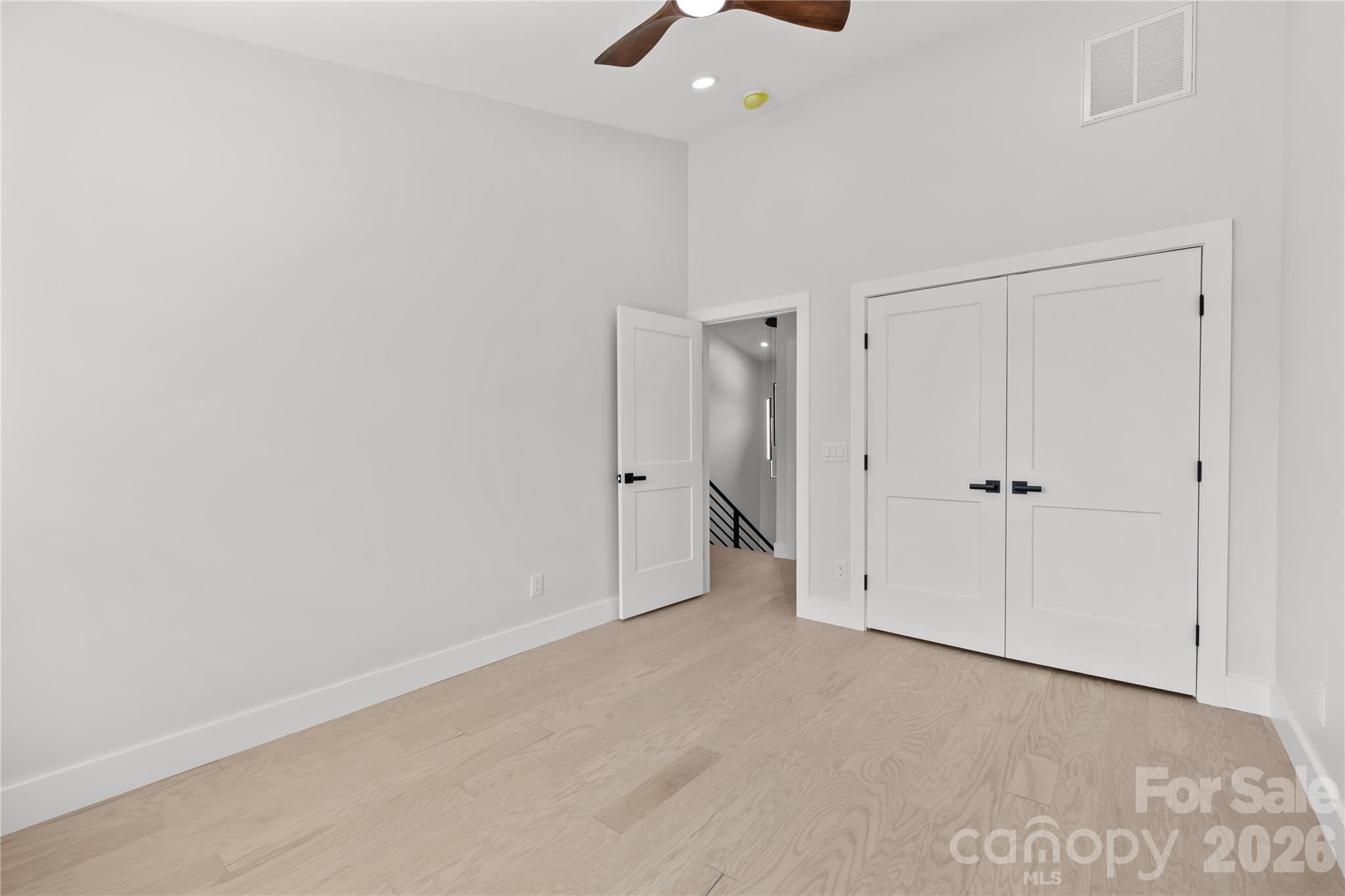 89 Oakley Road — Asheville