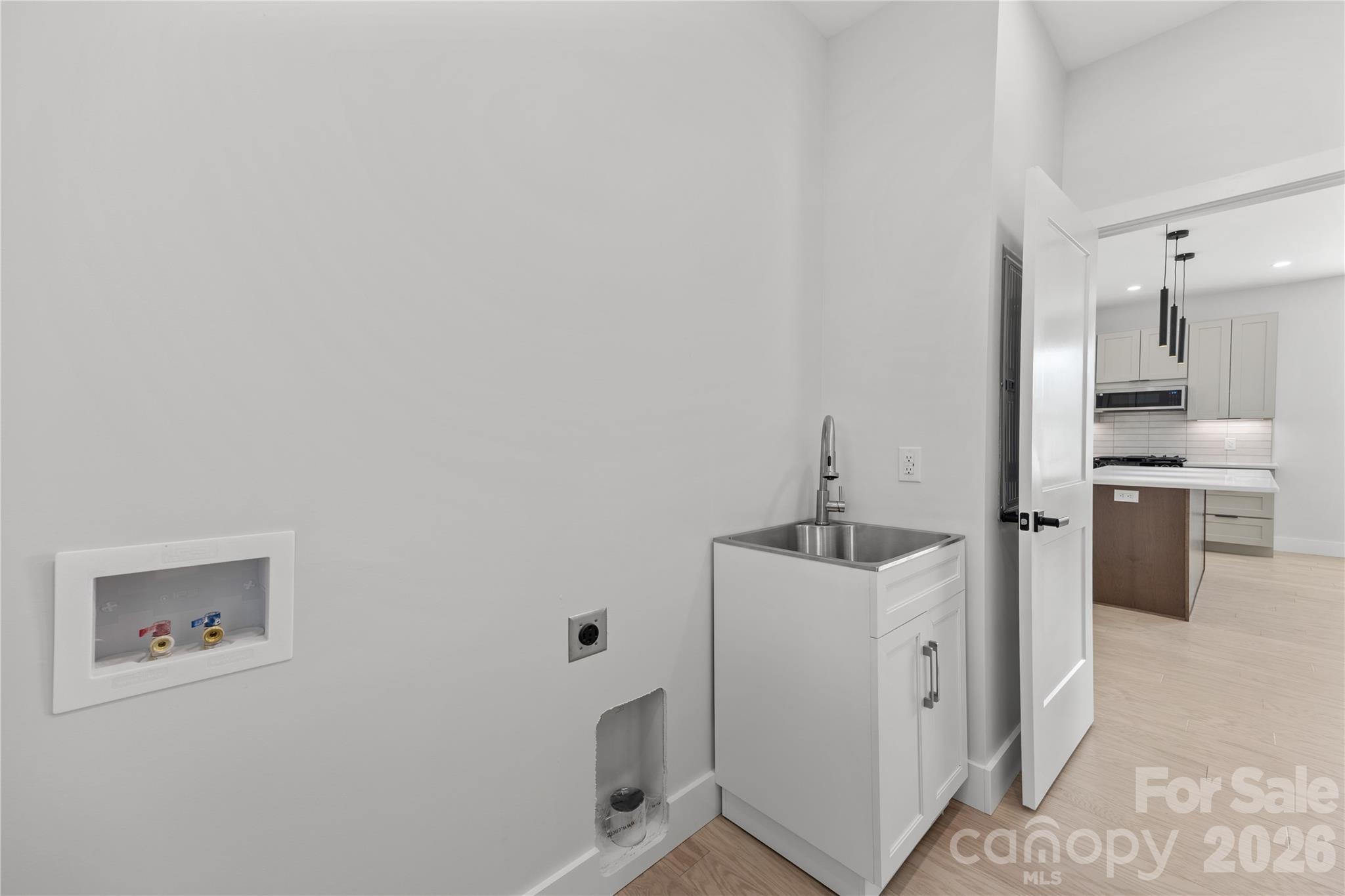 89 Oakley Road — Asheville