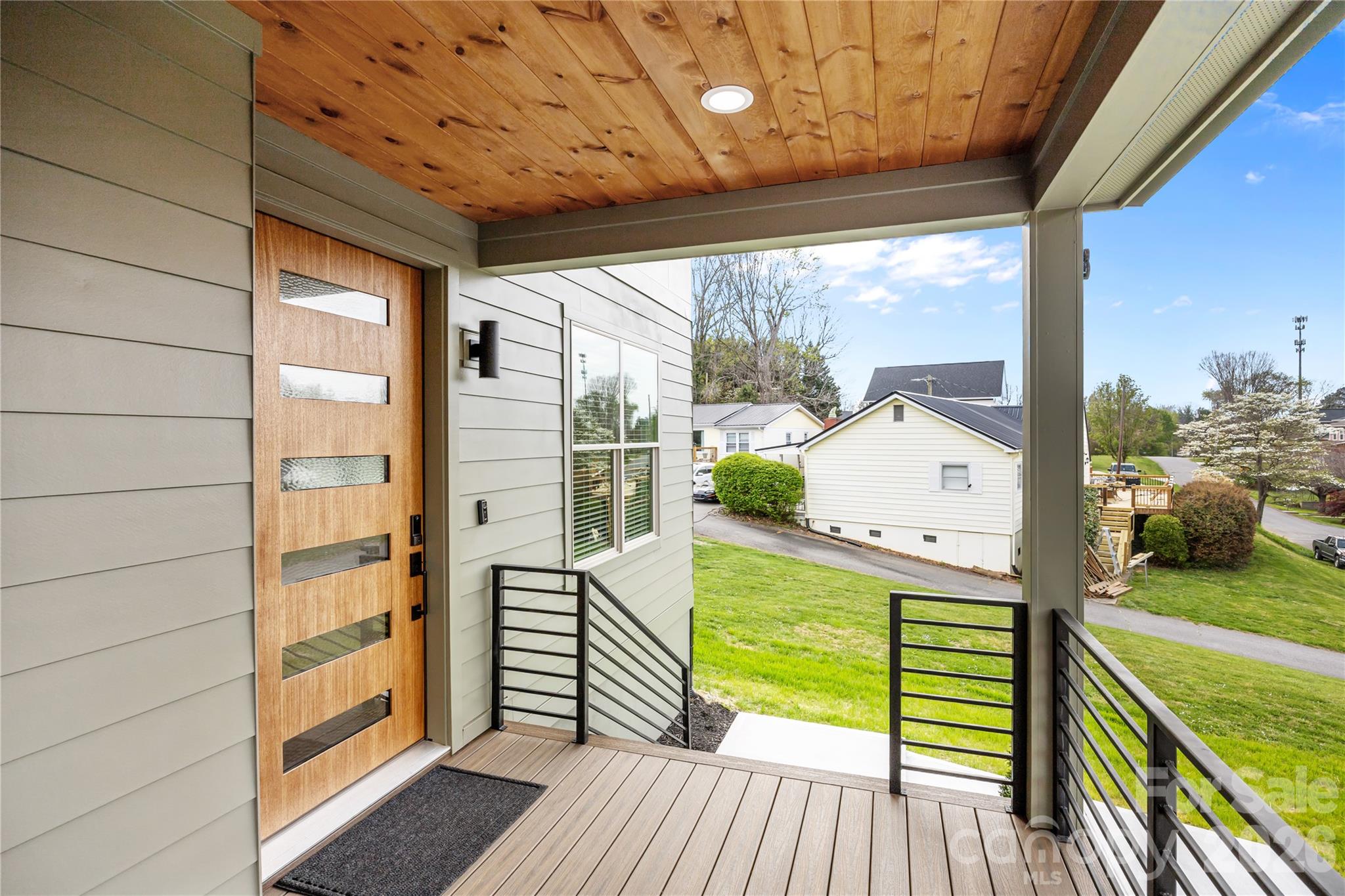 89 Oakley Road — Asheville