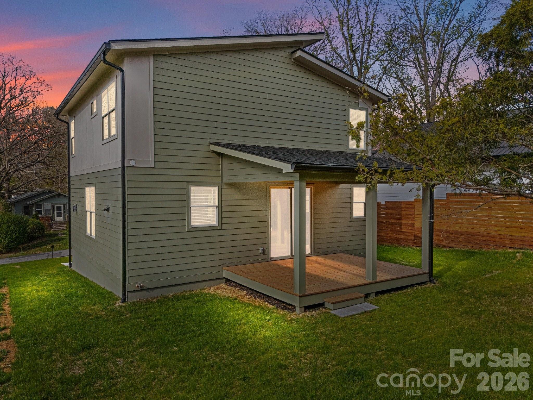89 Oakley Road — Asheville