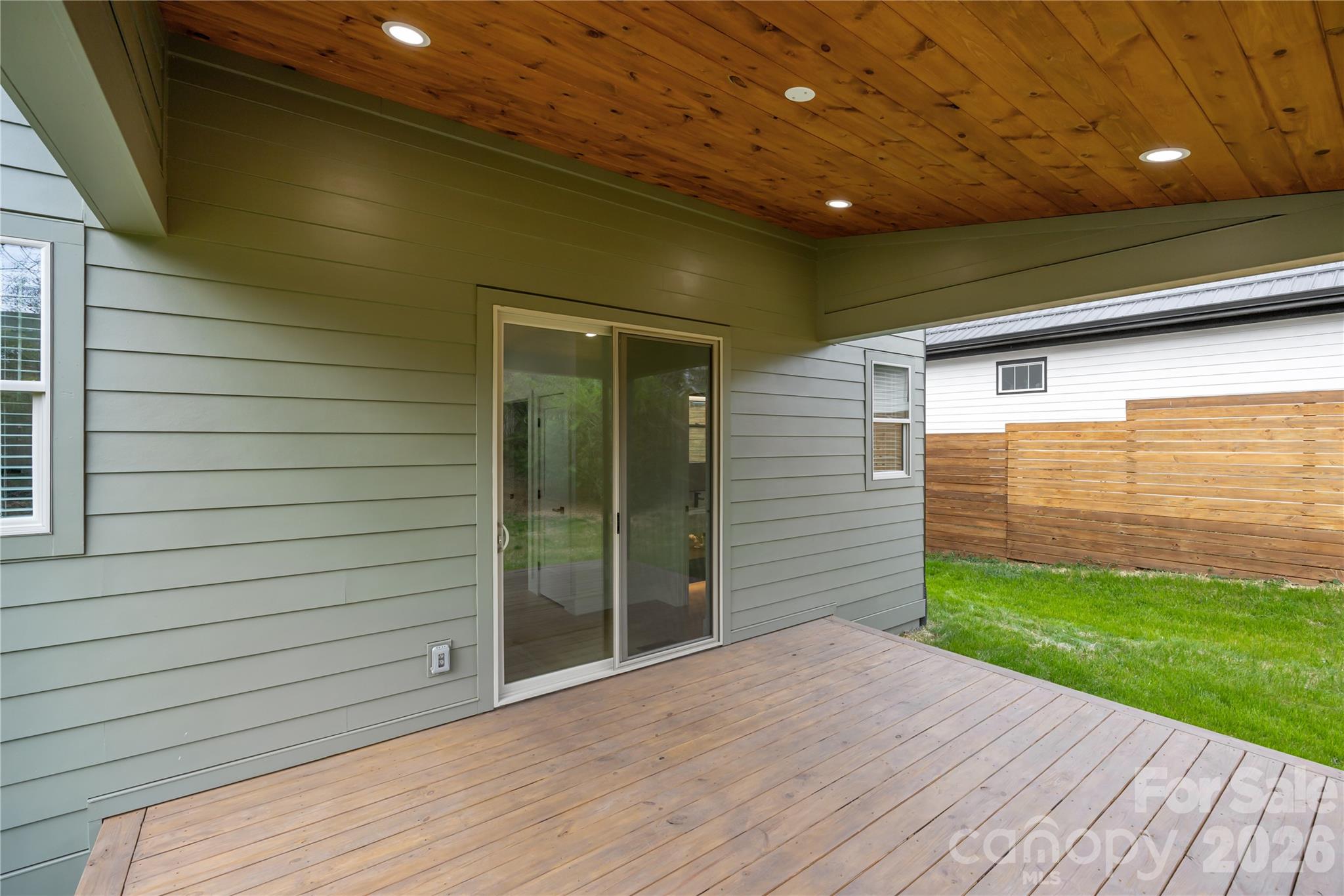 89 Oakley Road — Asheville