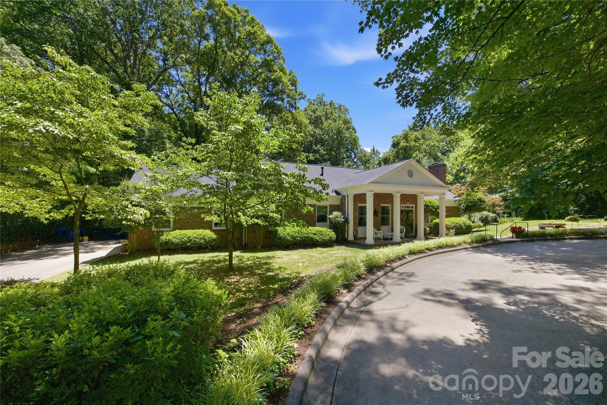 455 Heathcote Drive — Statesville