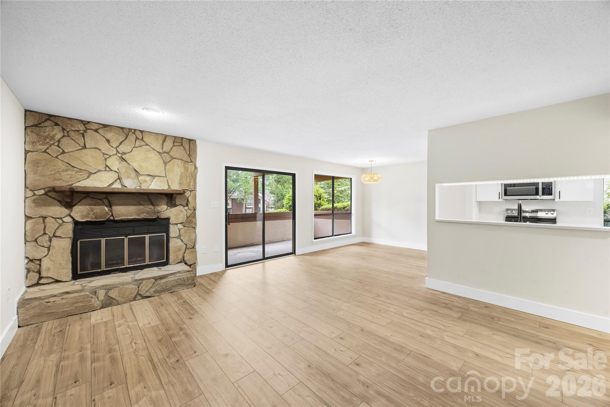 7204 Winery Lane — Charlotte
