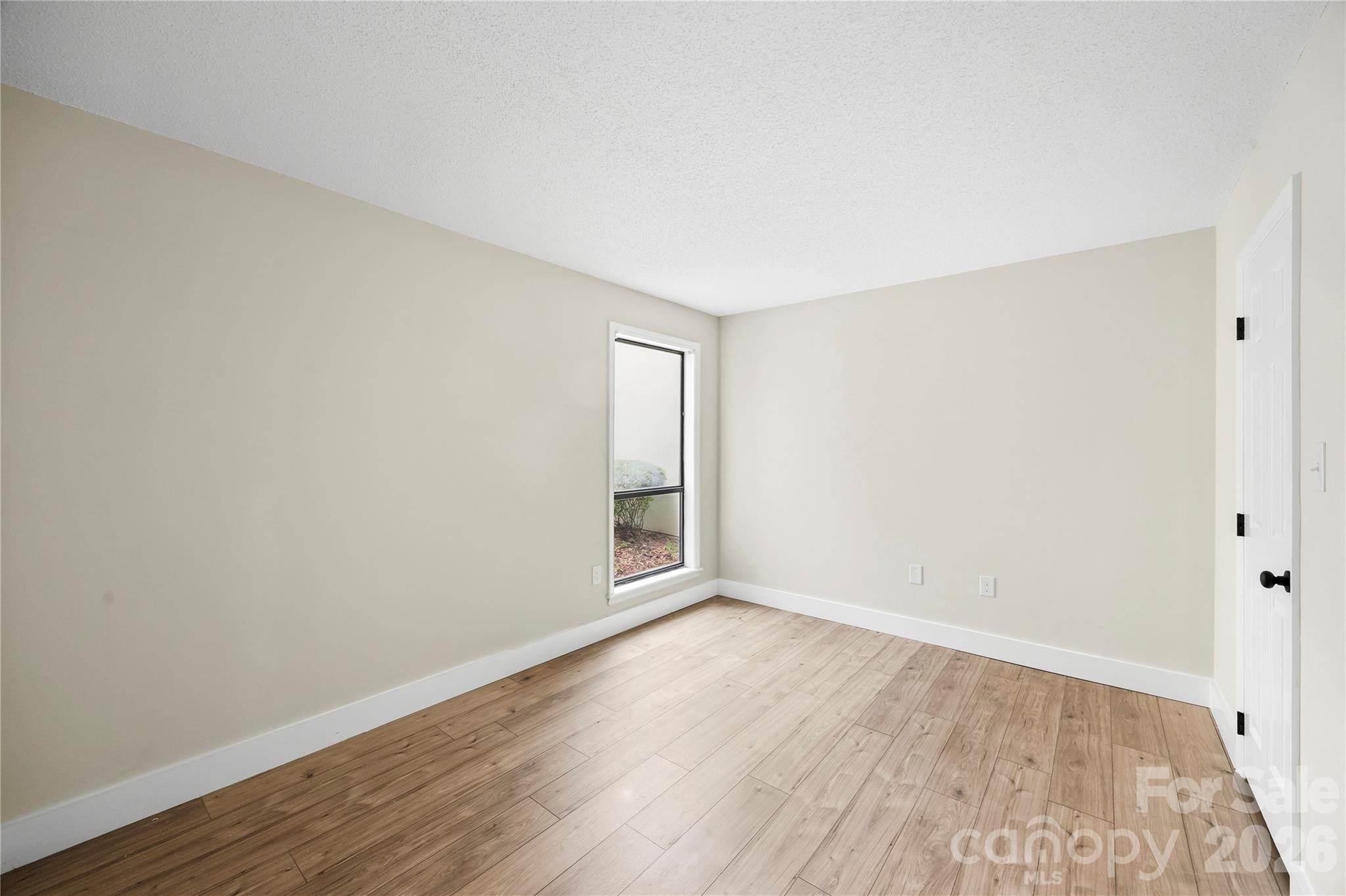 7204 Winery Lane — Charlotte