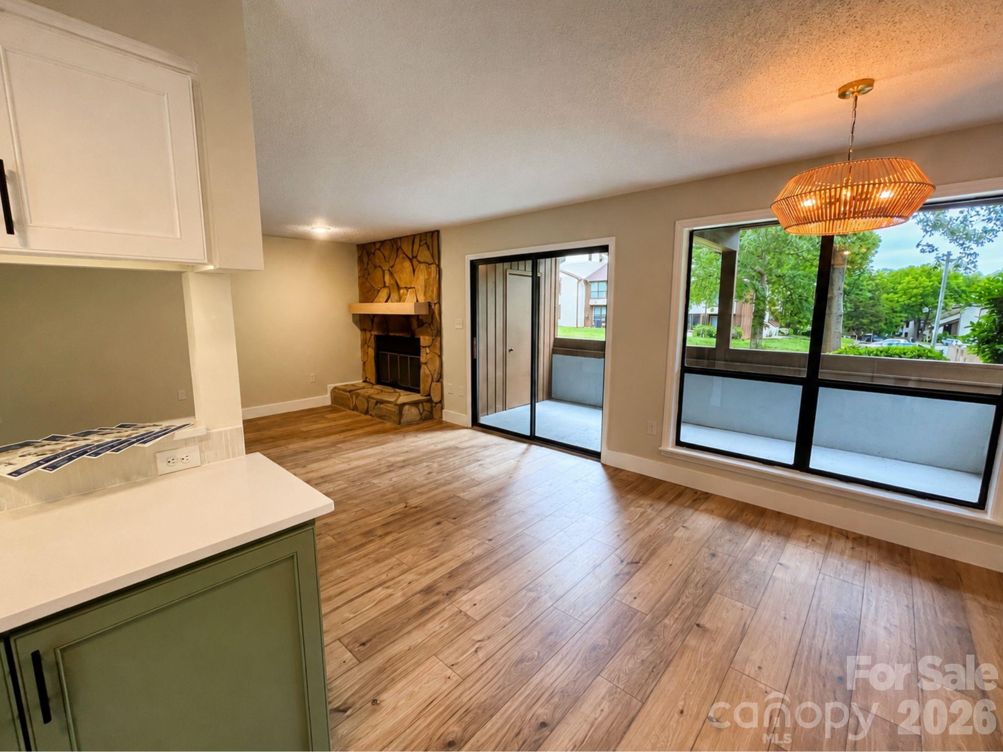 7204 Winery Lane — Charlotte