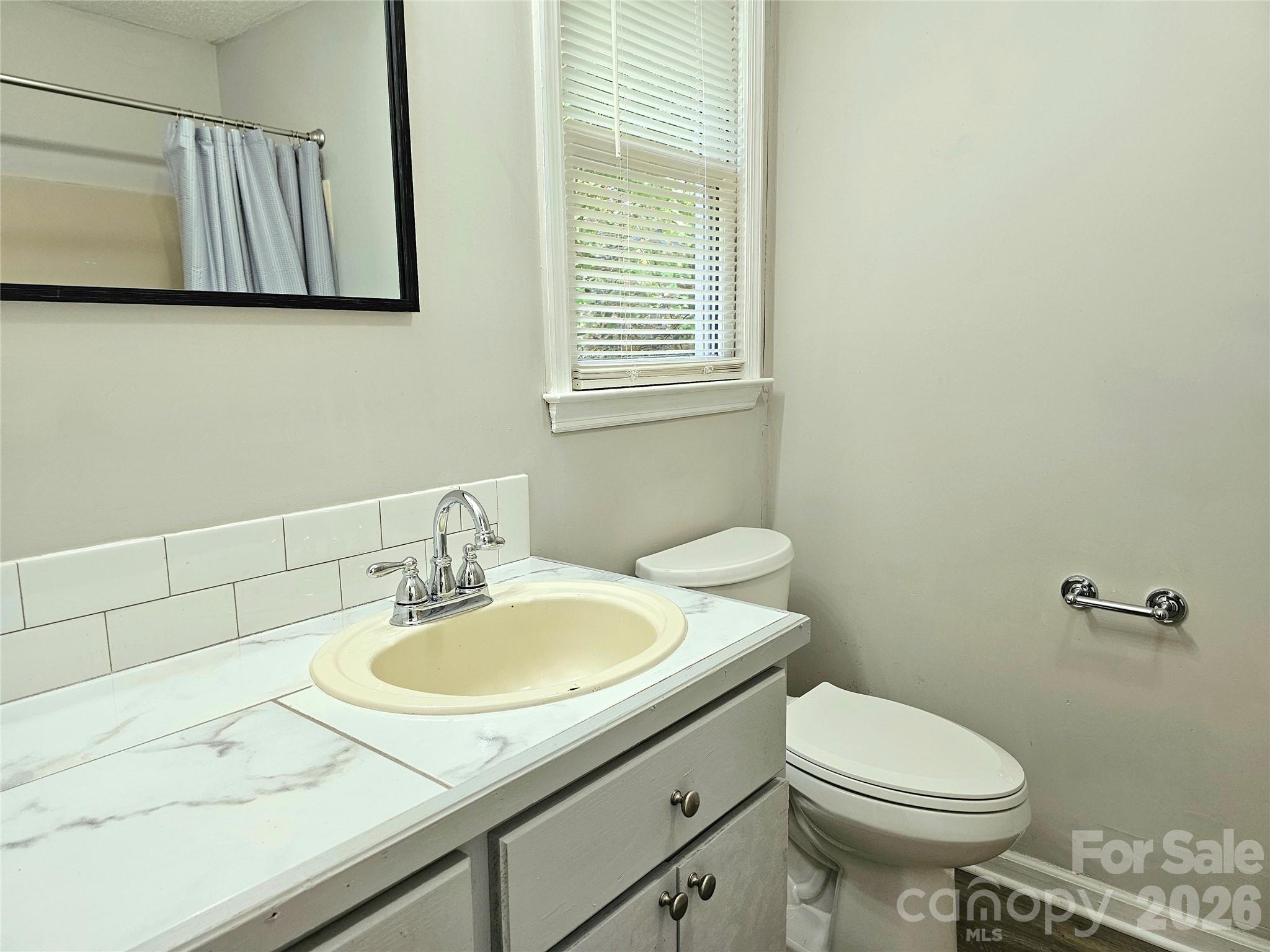5692 Brooklyn Road — Great Falls