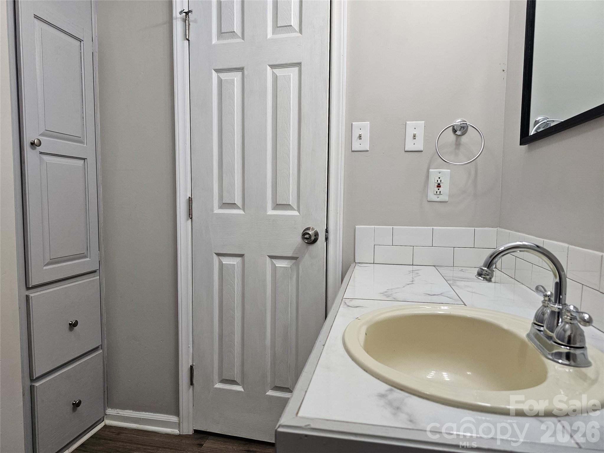 5692 Brooklyn Road — Great Falls