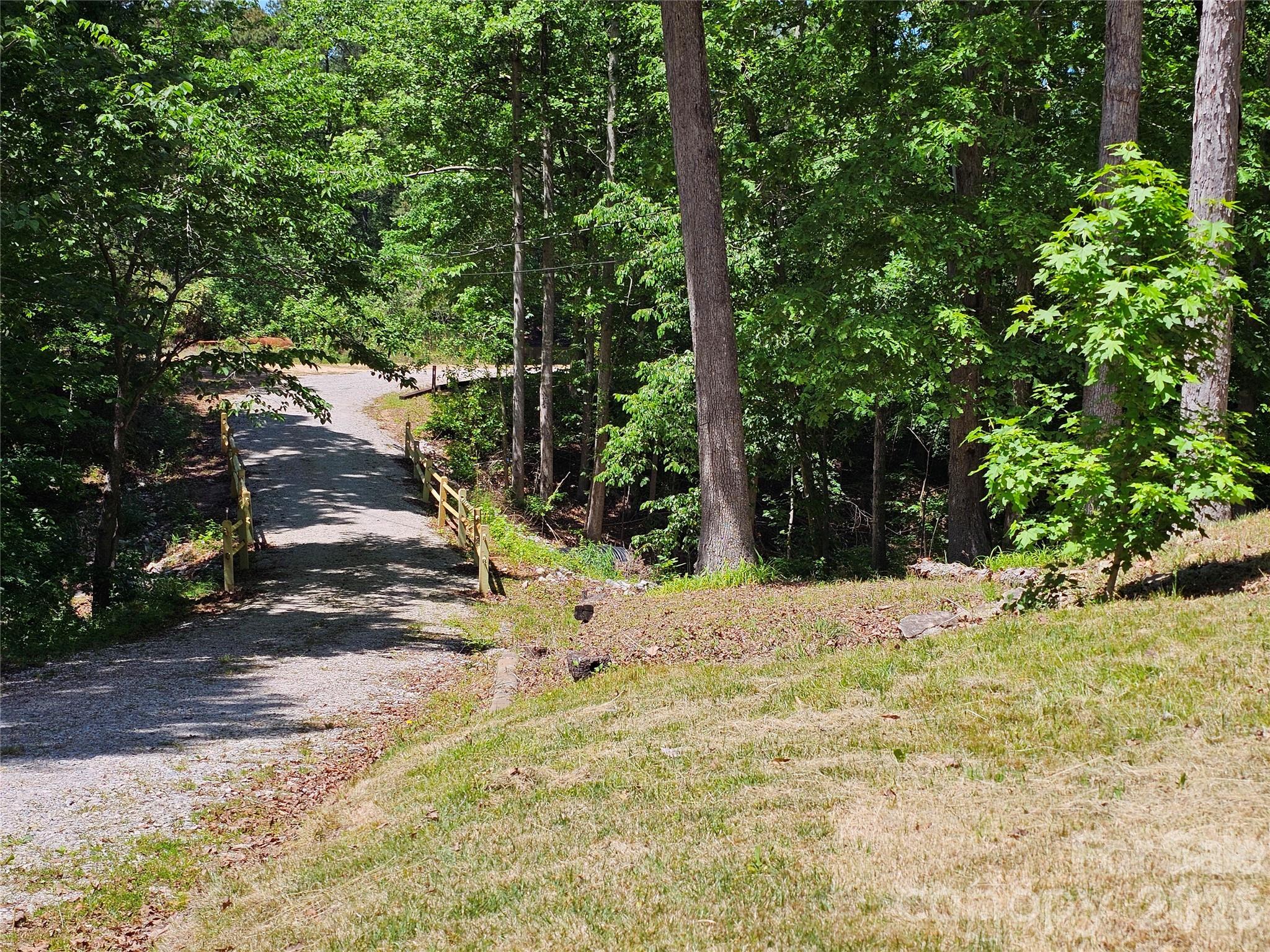 5692 Brooklyn Road — Great Falls