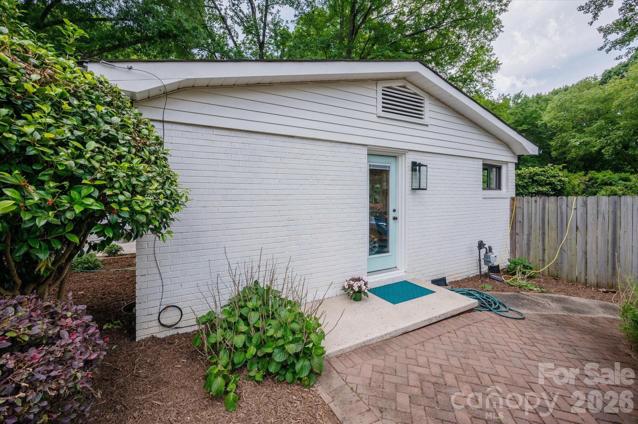 1031 Cutler Place — Charlotte