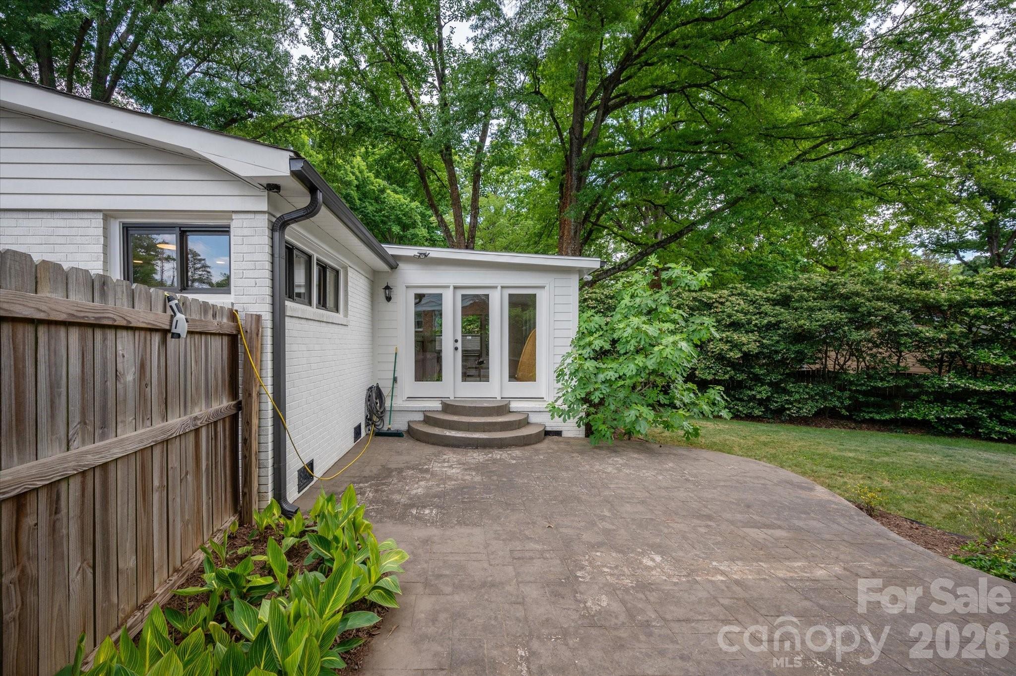 1031 Cutler Place — Charlotte