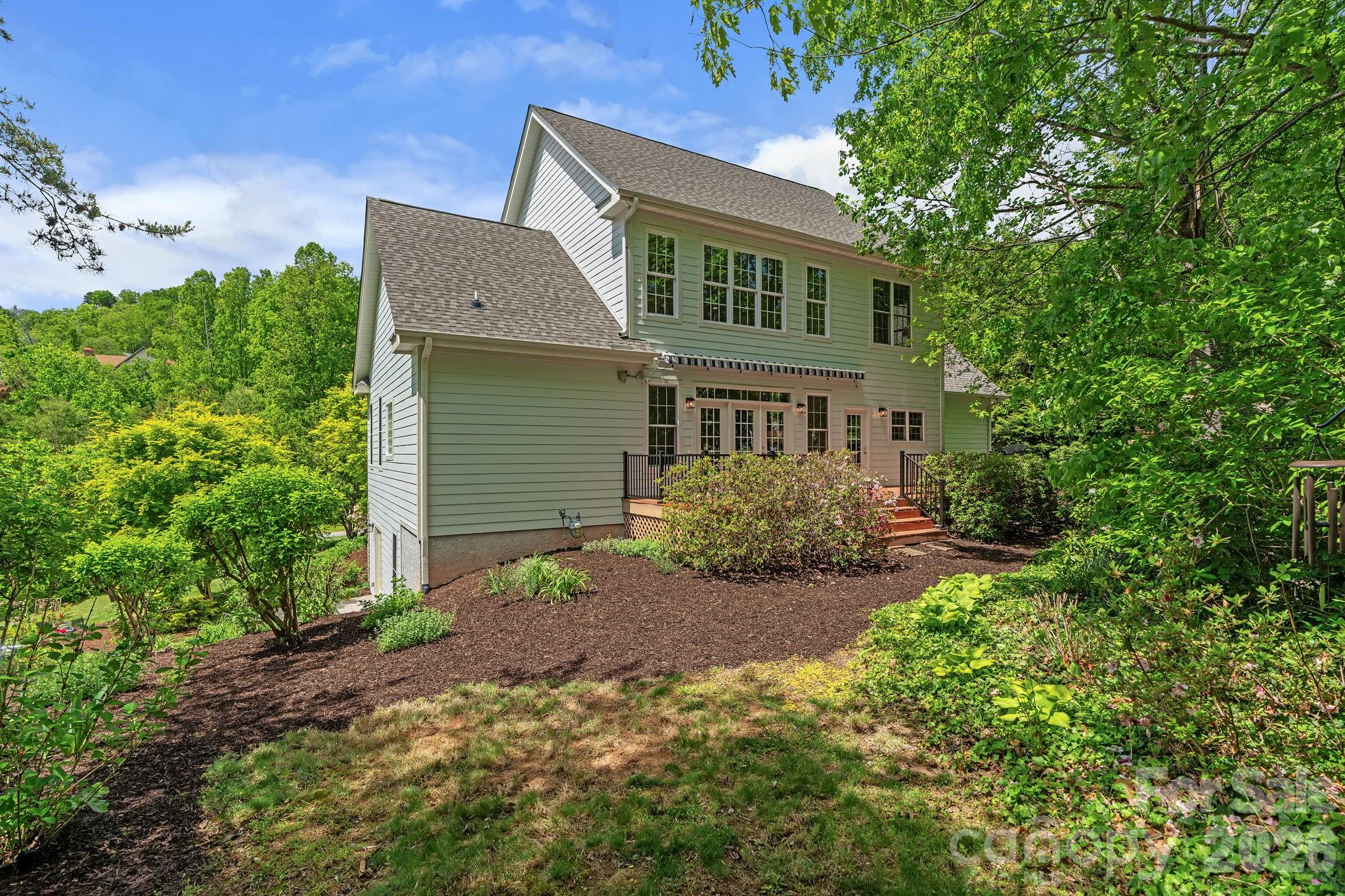 34 Carden Drive — Weaverville