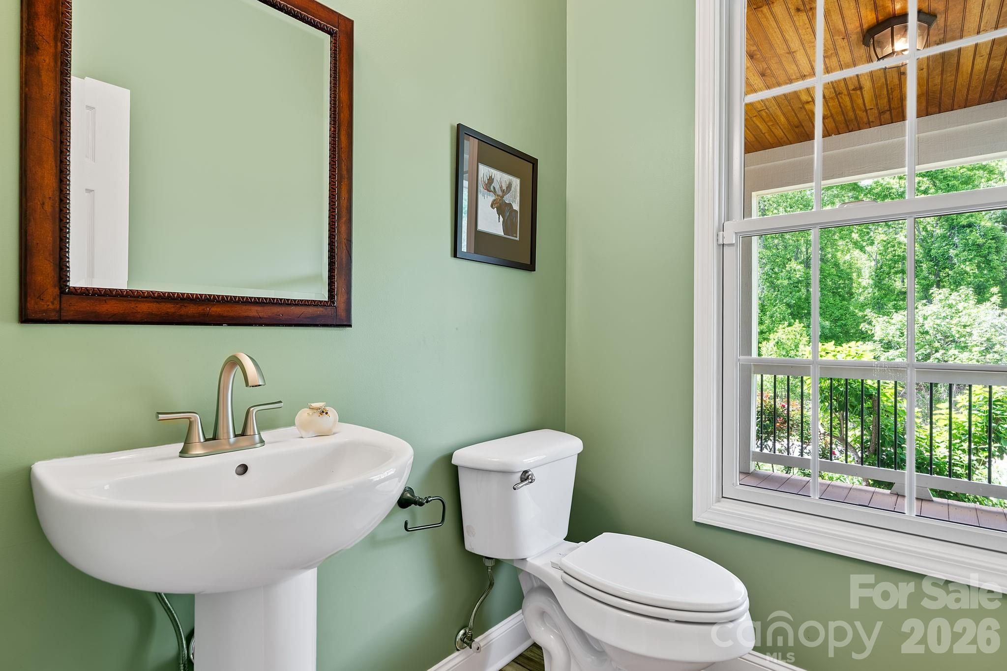 34 Carden Drive — Weaverville