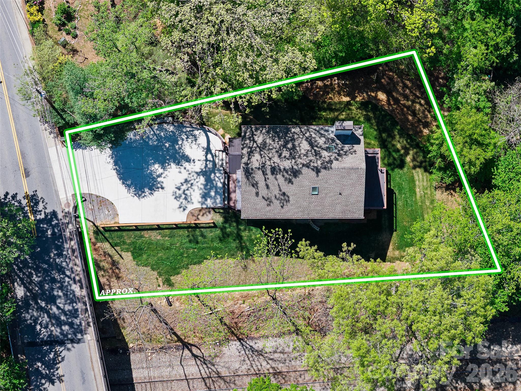 92 Cedar Street — Asheville