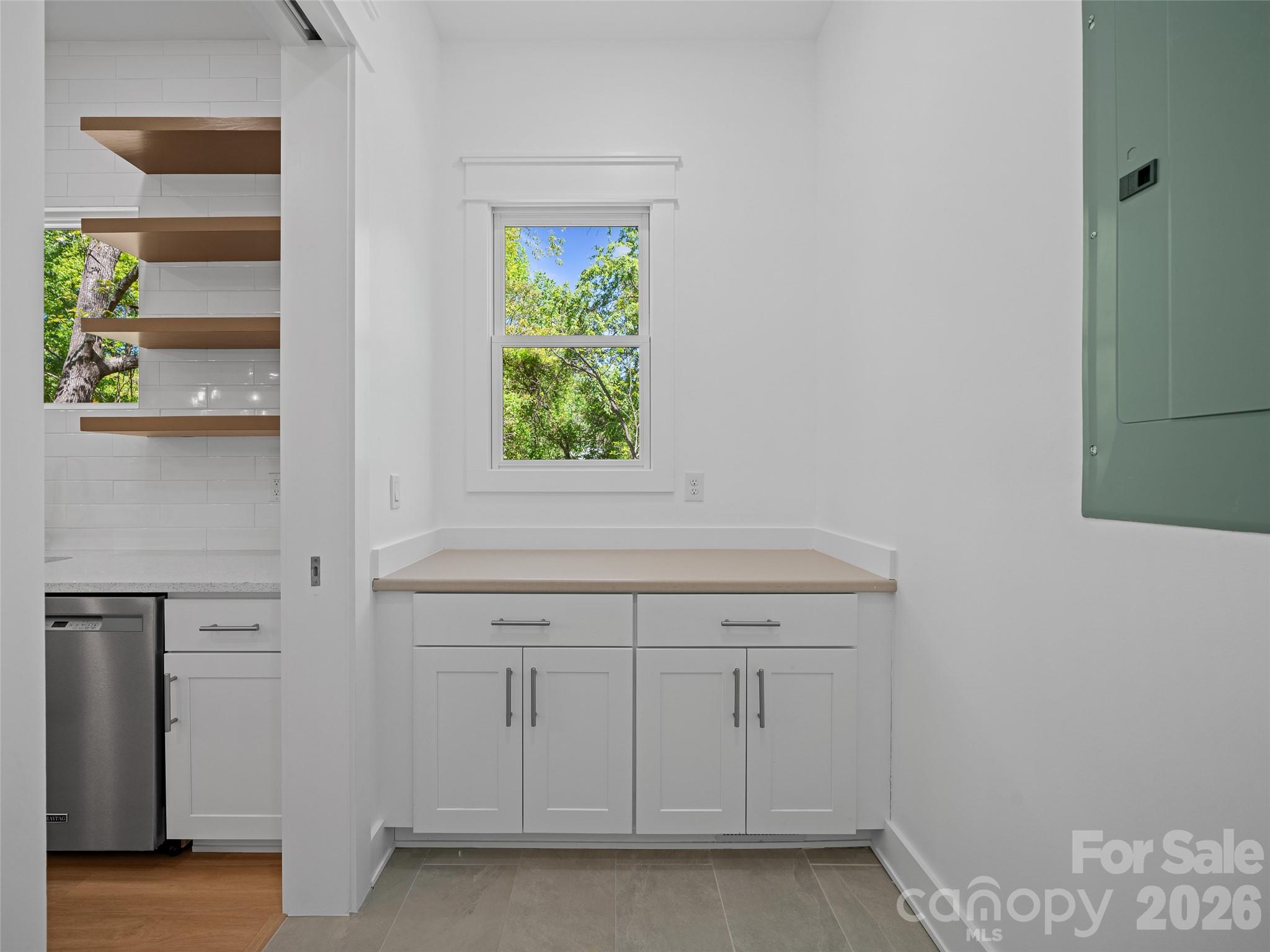 92 Cedar Street — Asheville