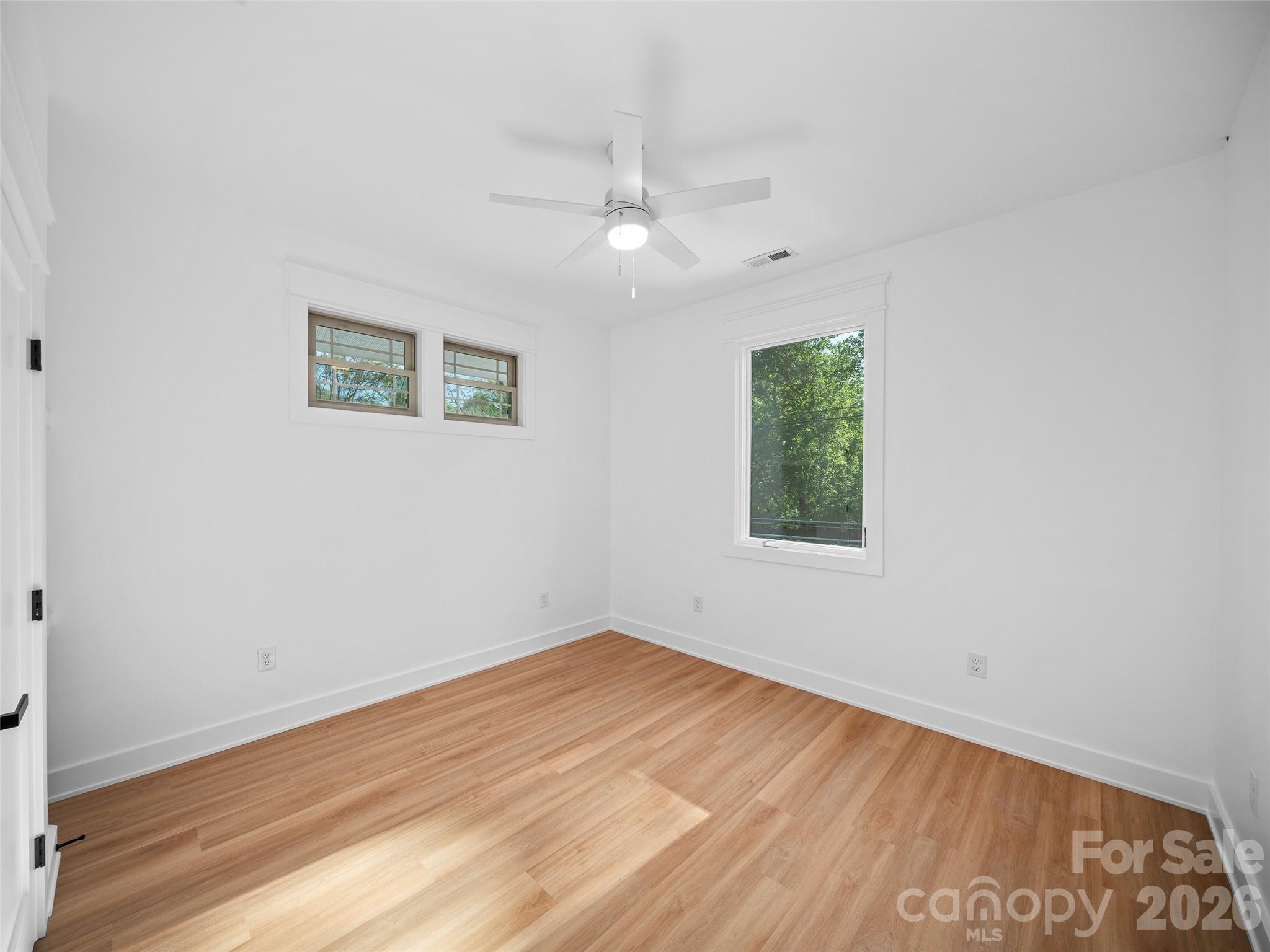 92 Cedar Street — Asheville