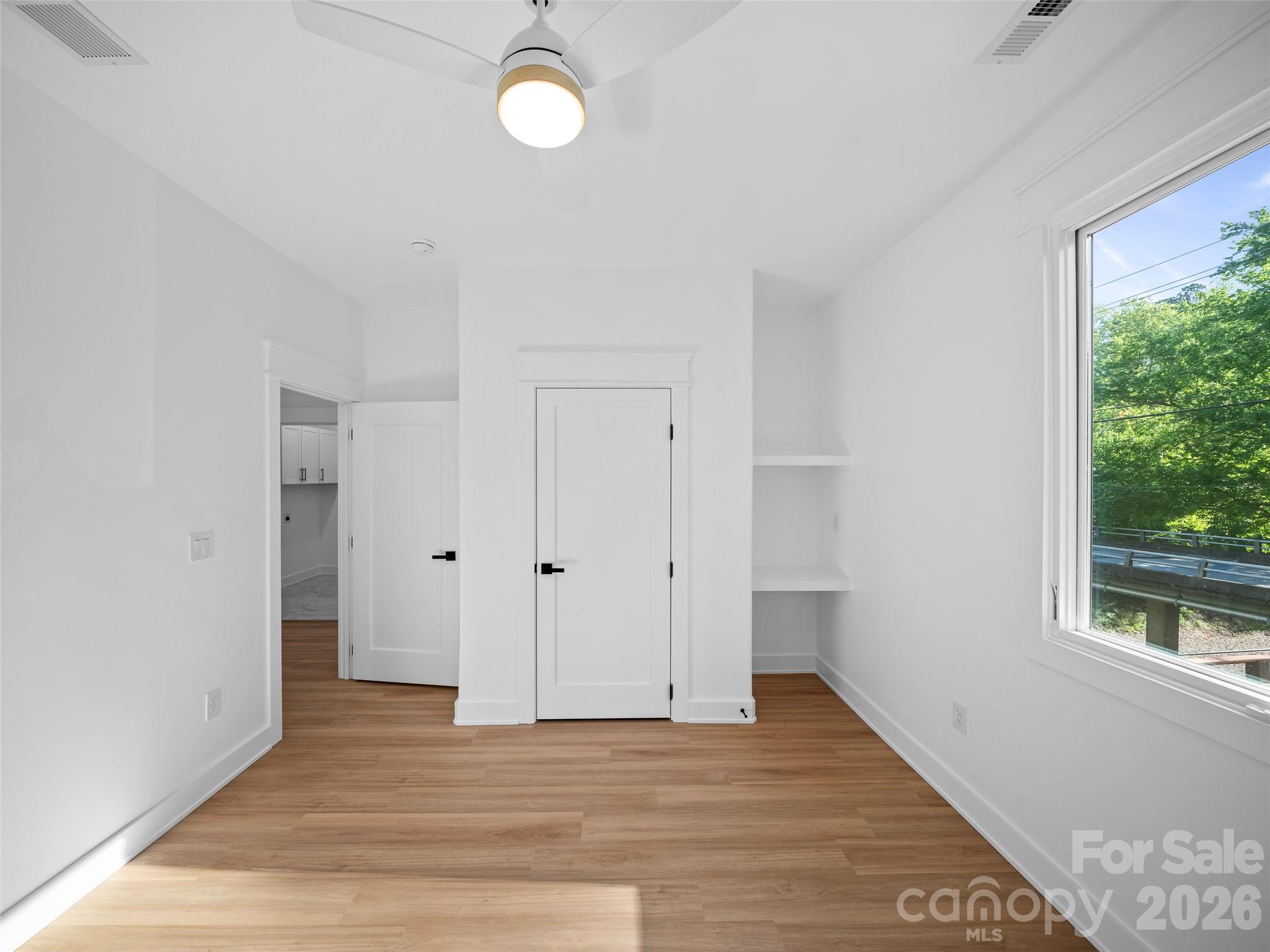 92 Cedar Street — Asheville