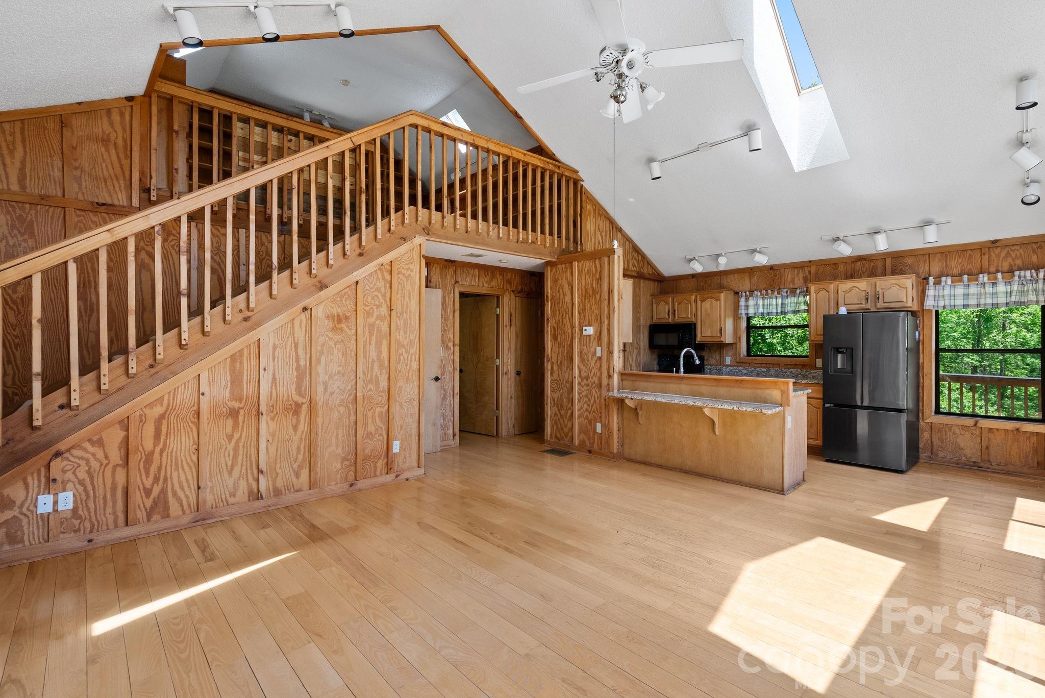 1206 Caldwell Mountain Road — Hot Springs