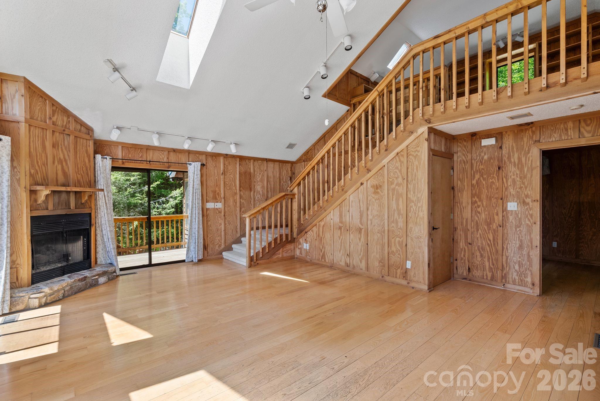 1206 Caldwell Mountain Road — Hot Springs
