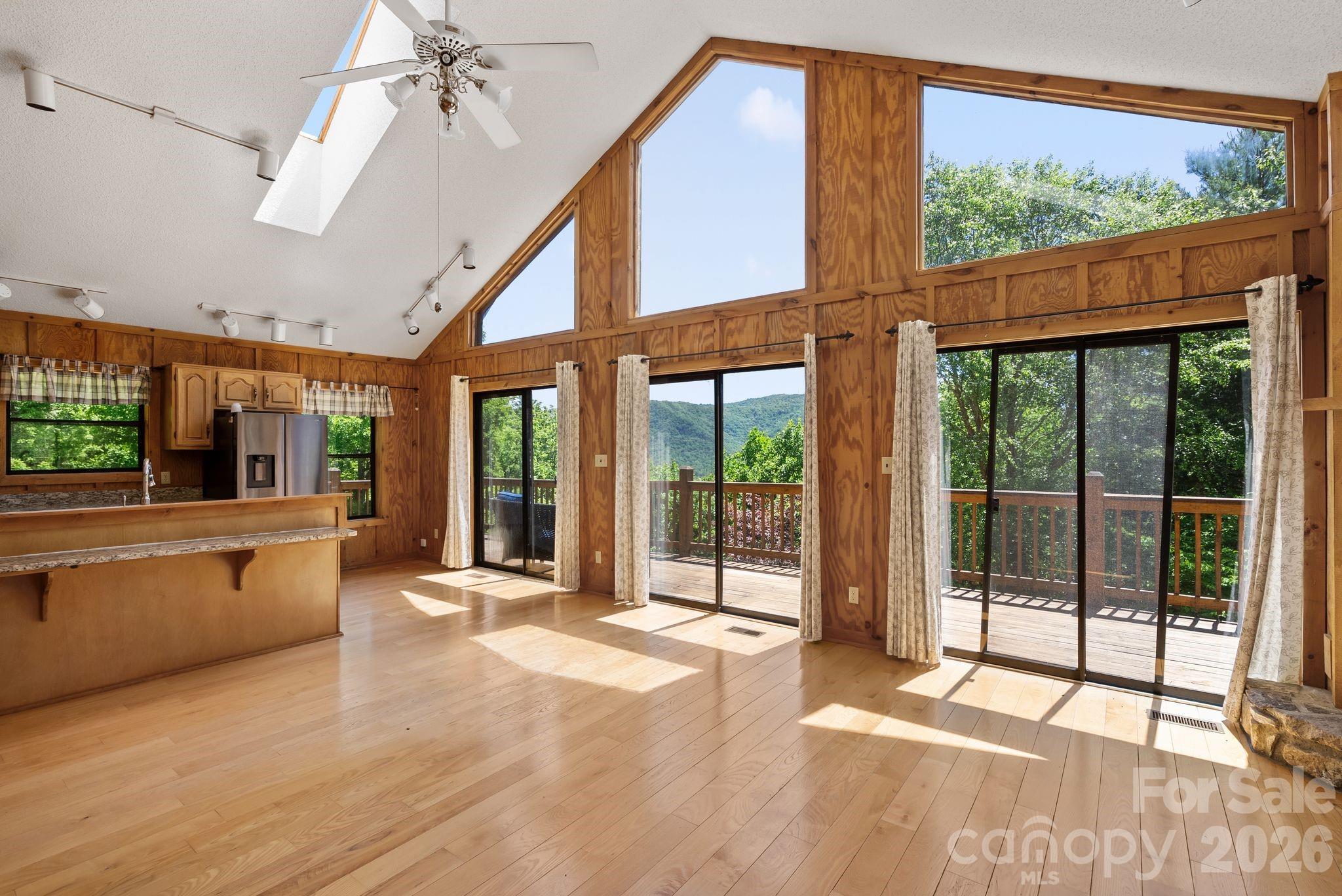 1206 Caldwell Mountain Road — Hot Springs