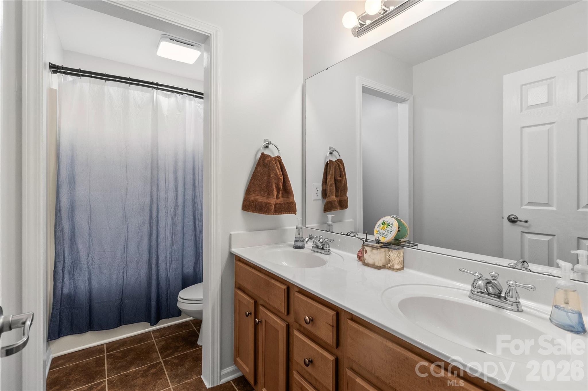 6425 Colonial Garden Drive — Huntersville