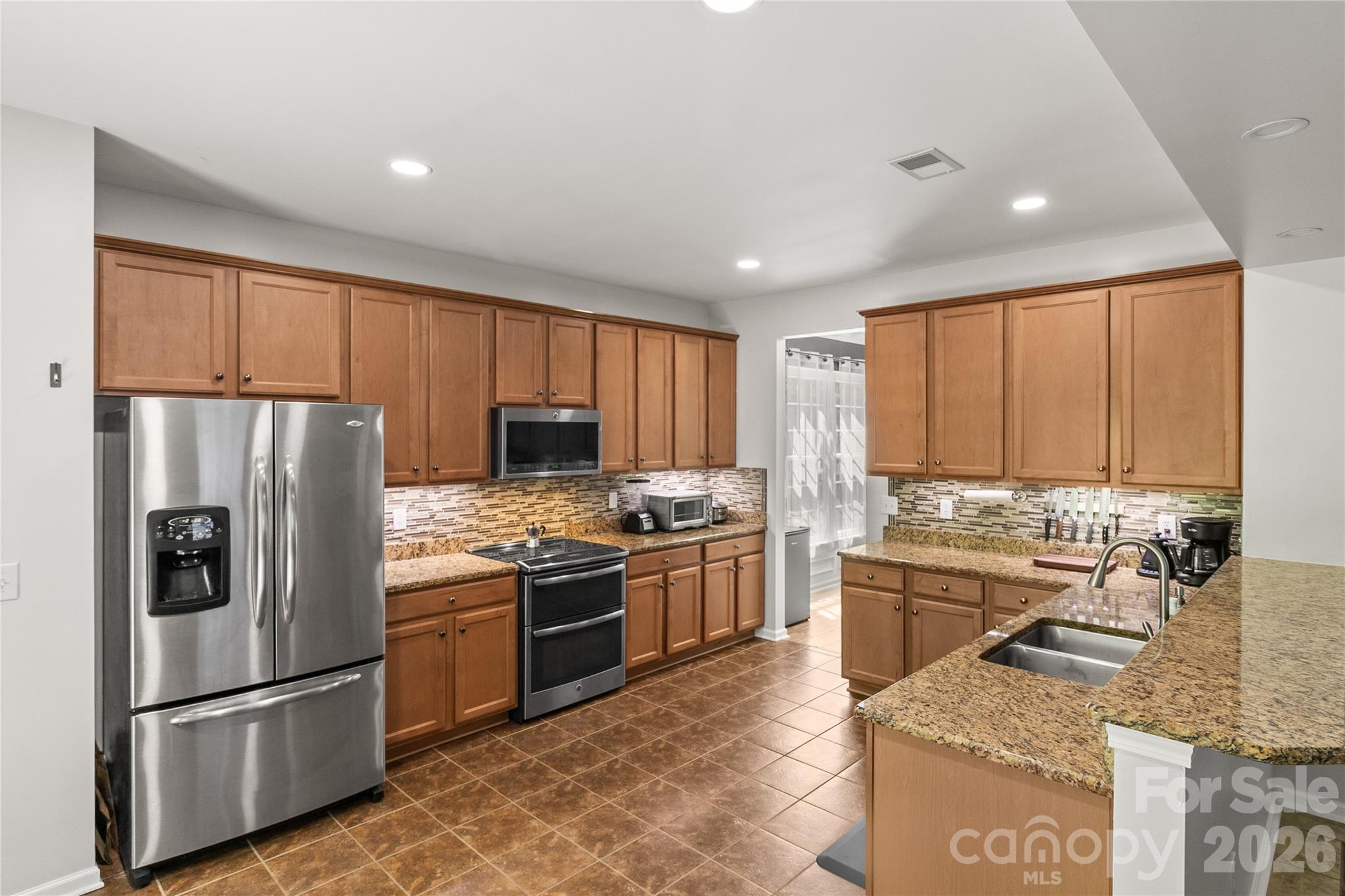 6425 Colonial Garden Drive — Huntersville
