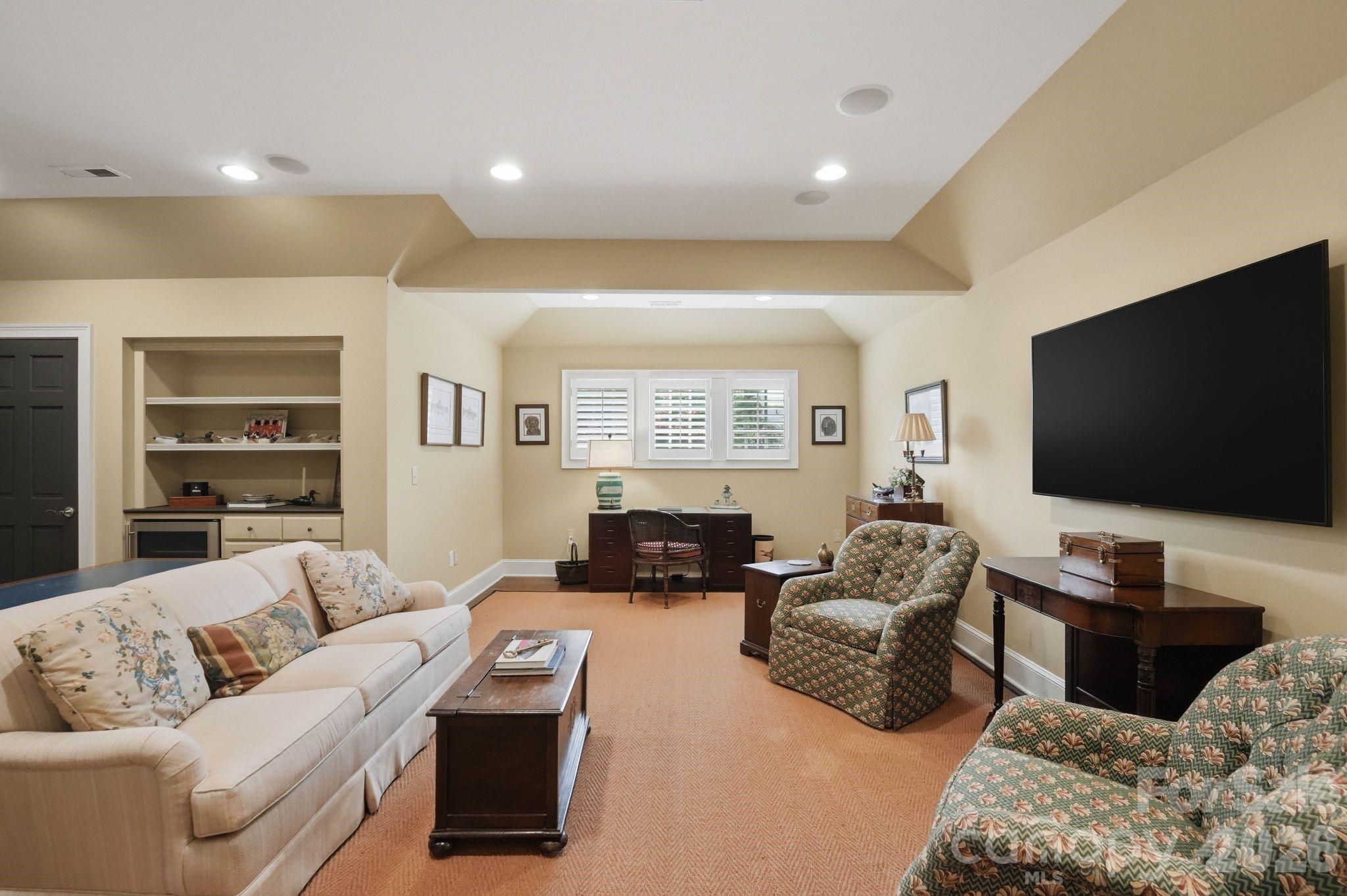 2618 Sheffield Crescent Court — Charlotte