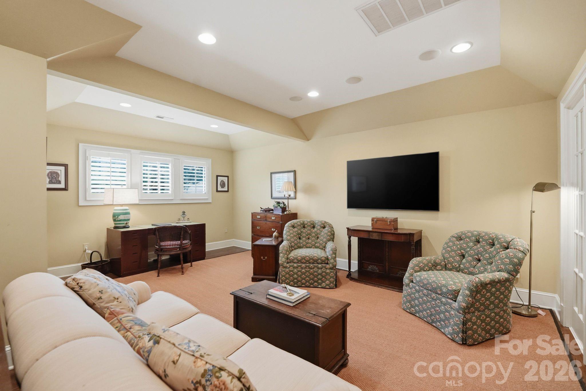 2618 Sheffield Crescent Court — Charlotte