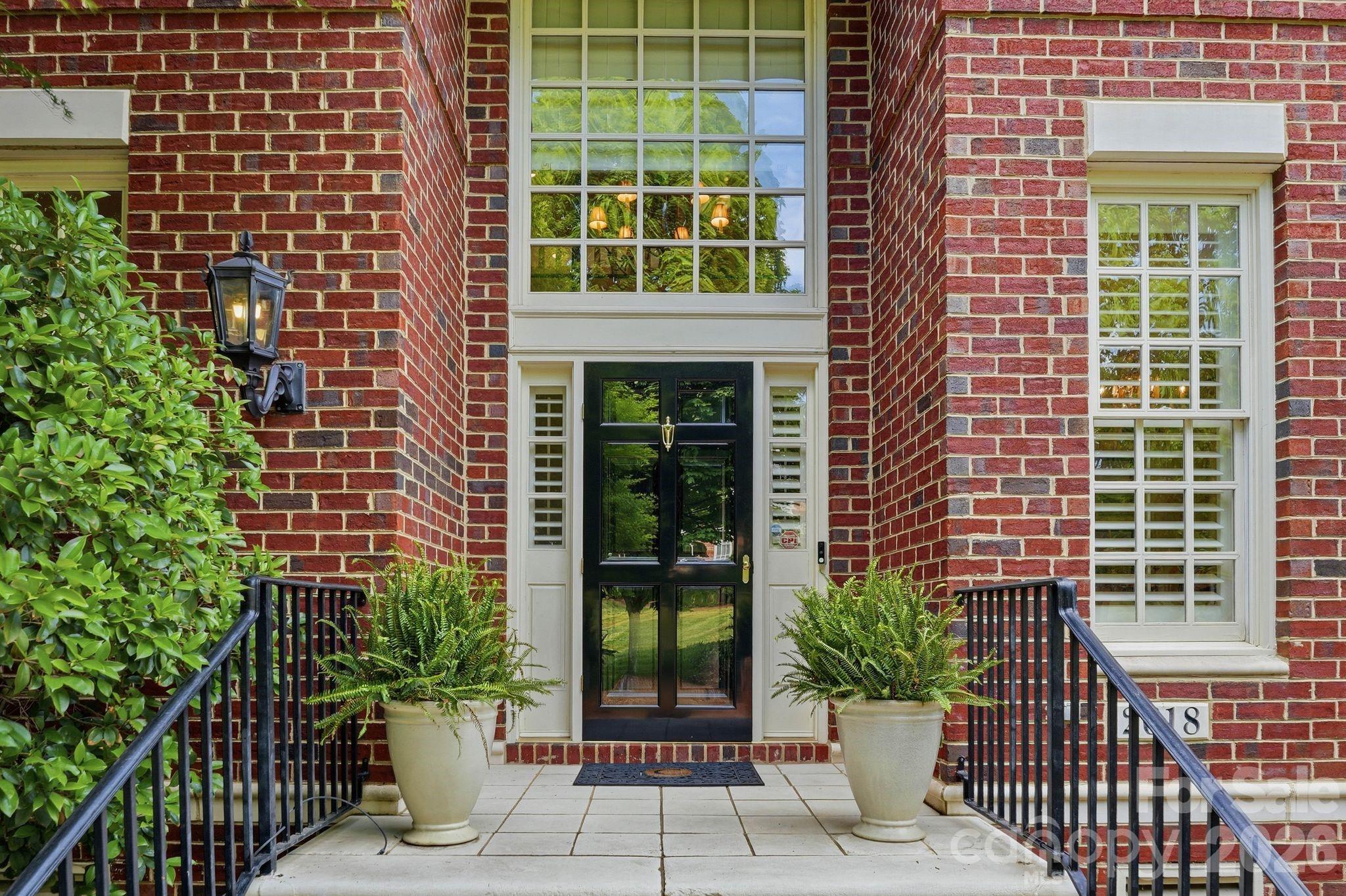 2618 Sheffield Crescent Court — Charlotte