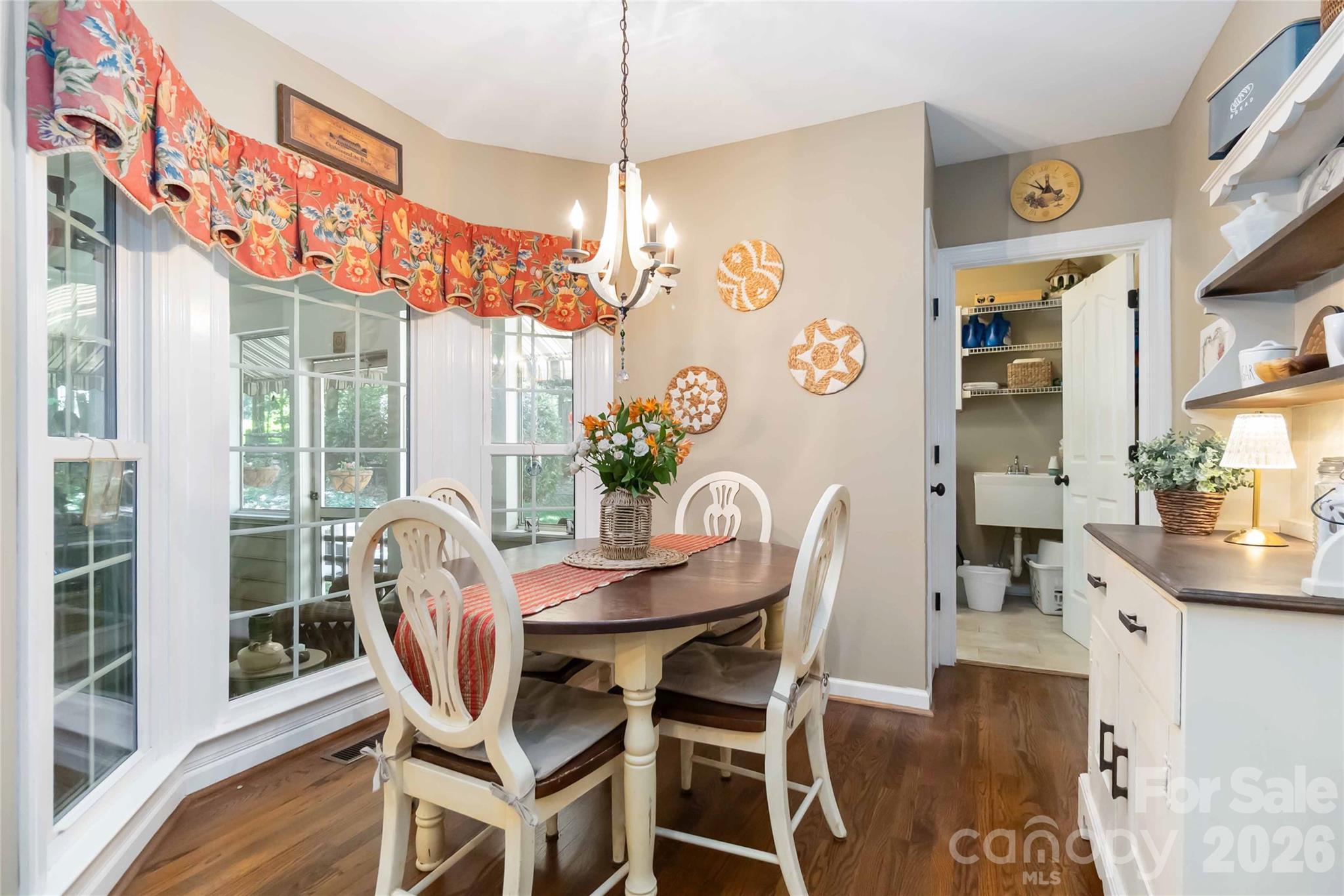 6210 Maple Cove Lane — Charlotte