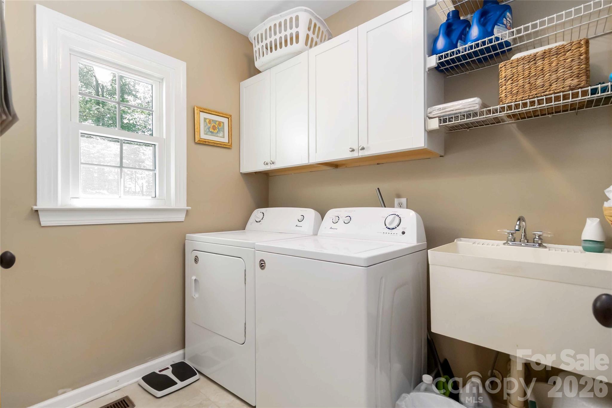6210 Maple Cove Lane — Charlotte