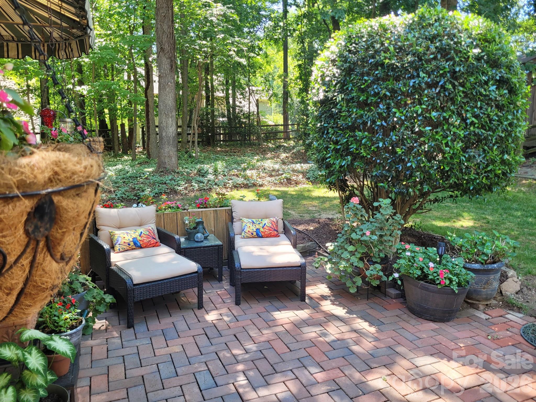 6210 Maple Cove Lane — Charlotte
