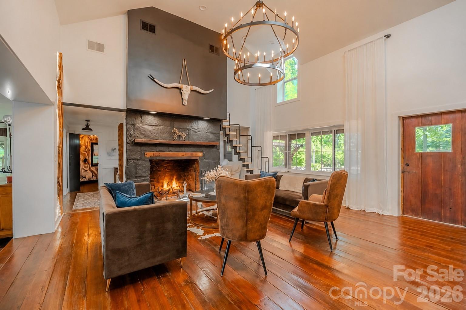 777 S River Road — Tryon