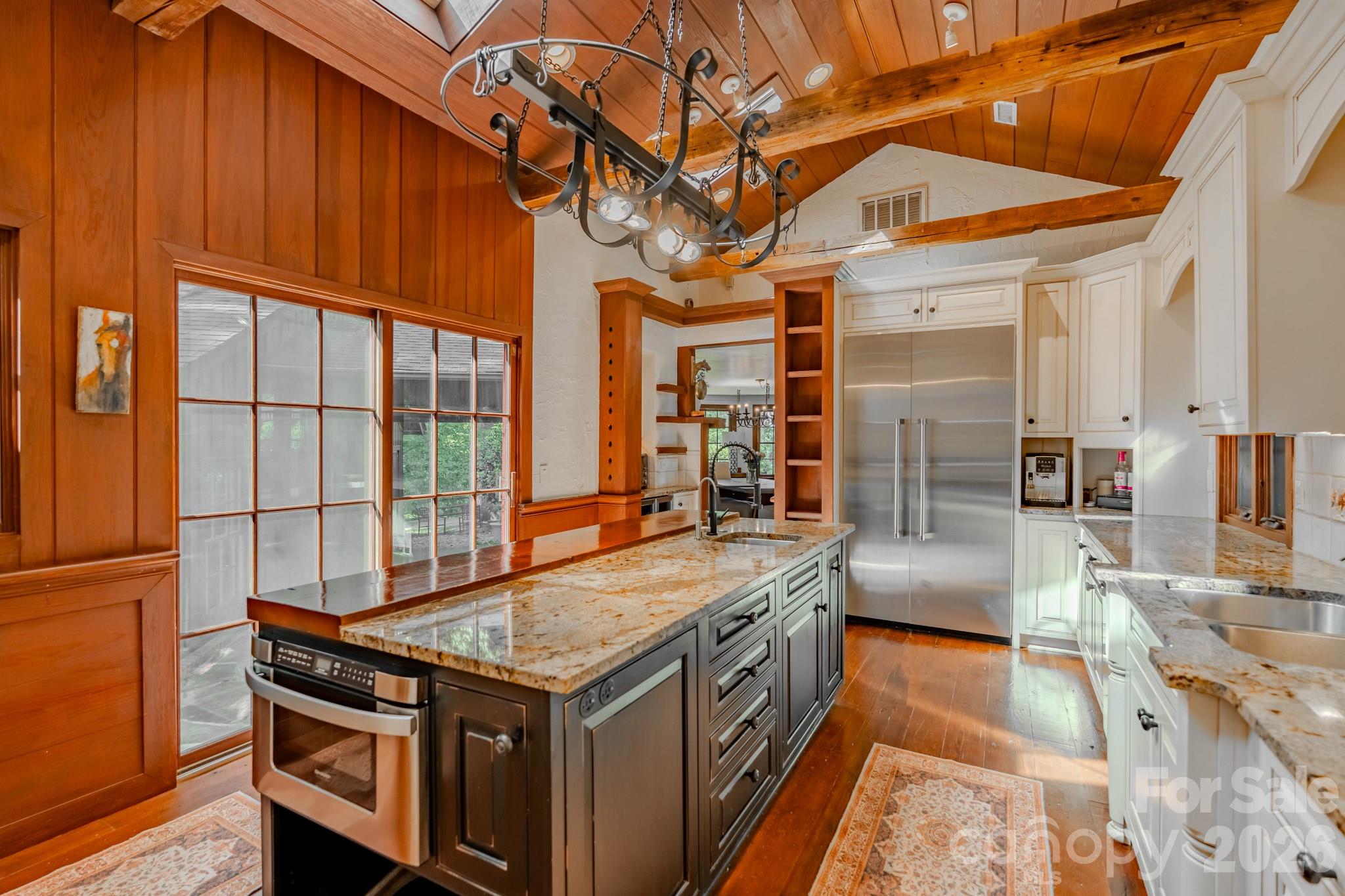 777 S River Road — Tryon